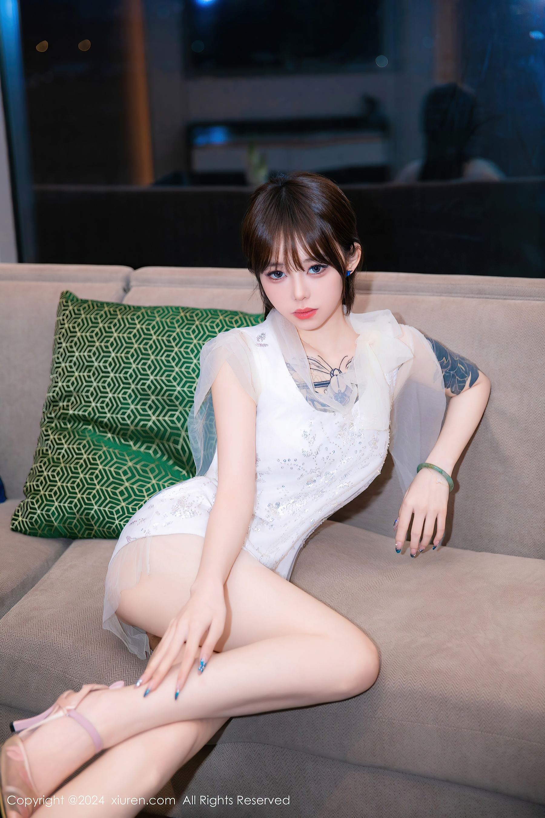 秀人网 No.8696 奶瓶. 美腿性感插图8