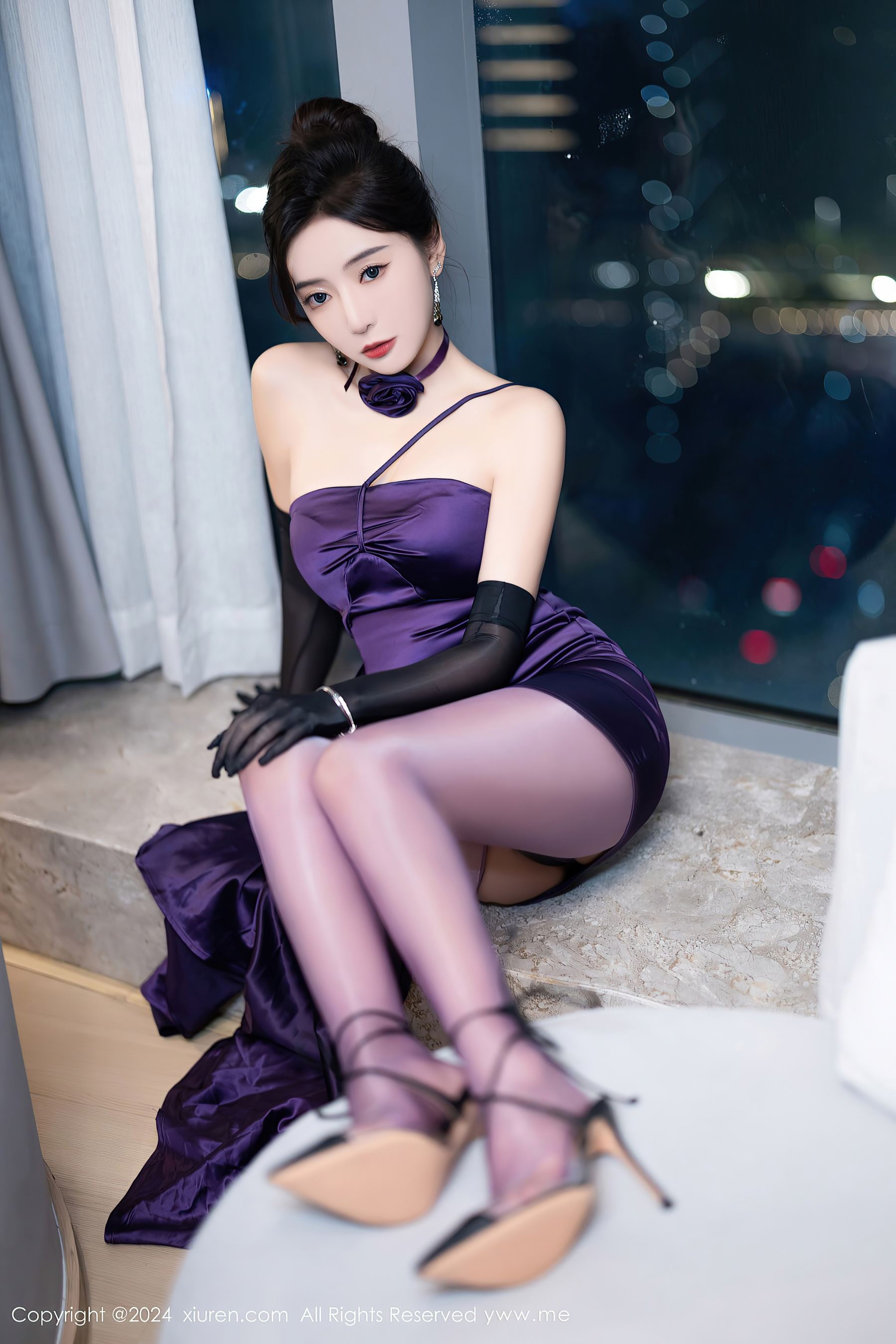 秀人网 No.8698 王馨瑶yanni 丝袜美腿插图3