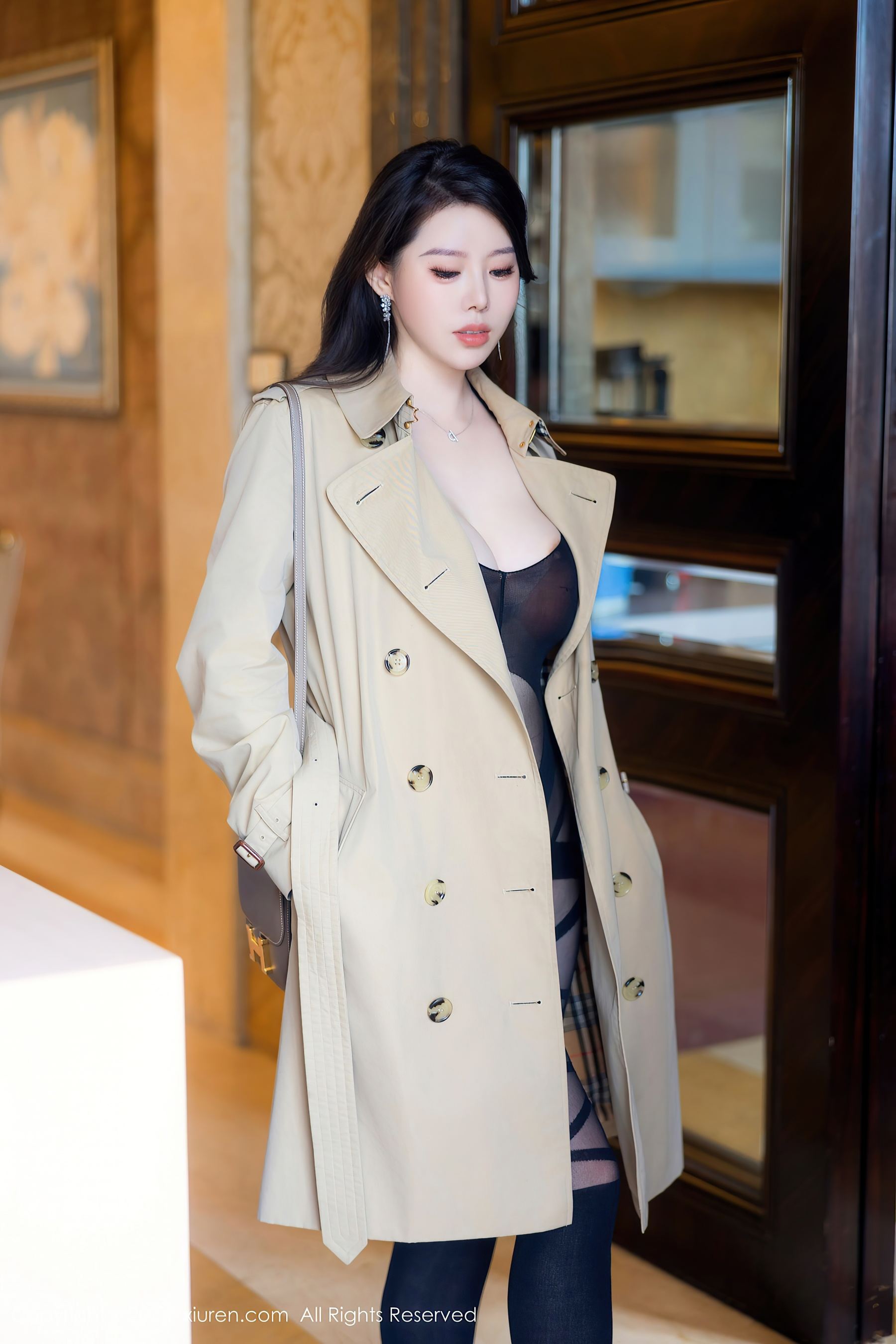 秀人网 No.8747 白茹雪abby 美腿黑丝插图3