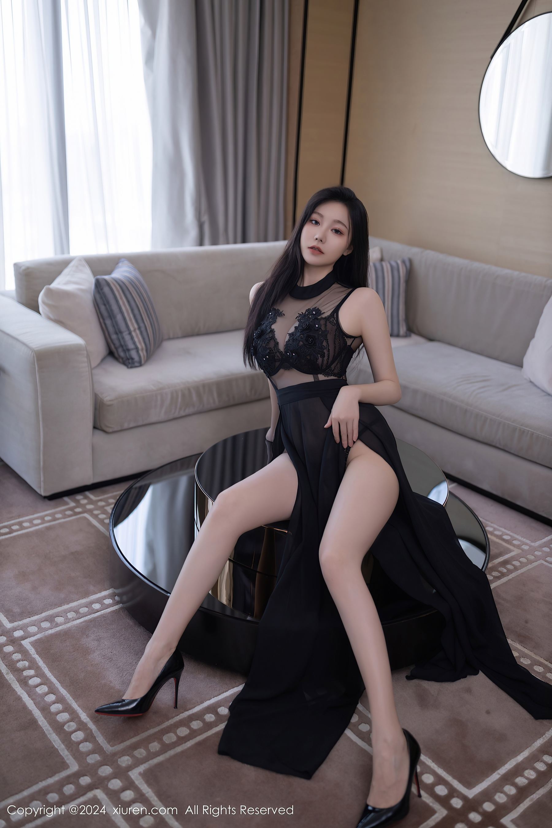 秀人网 No.8792 安然anran 黑丝美腿插图5