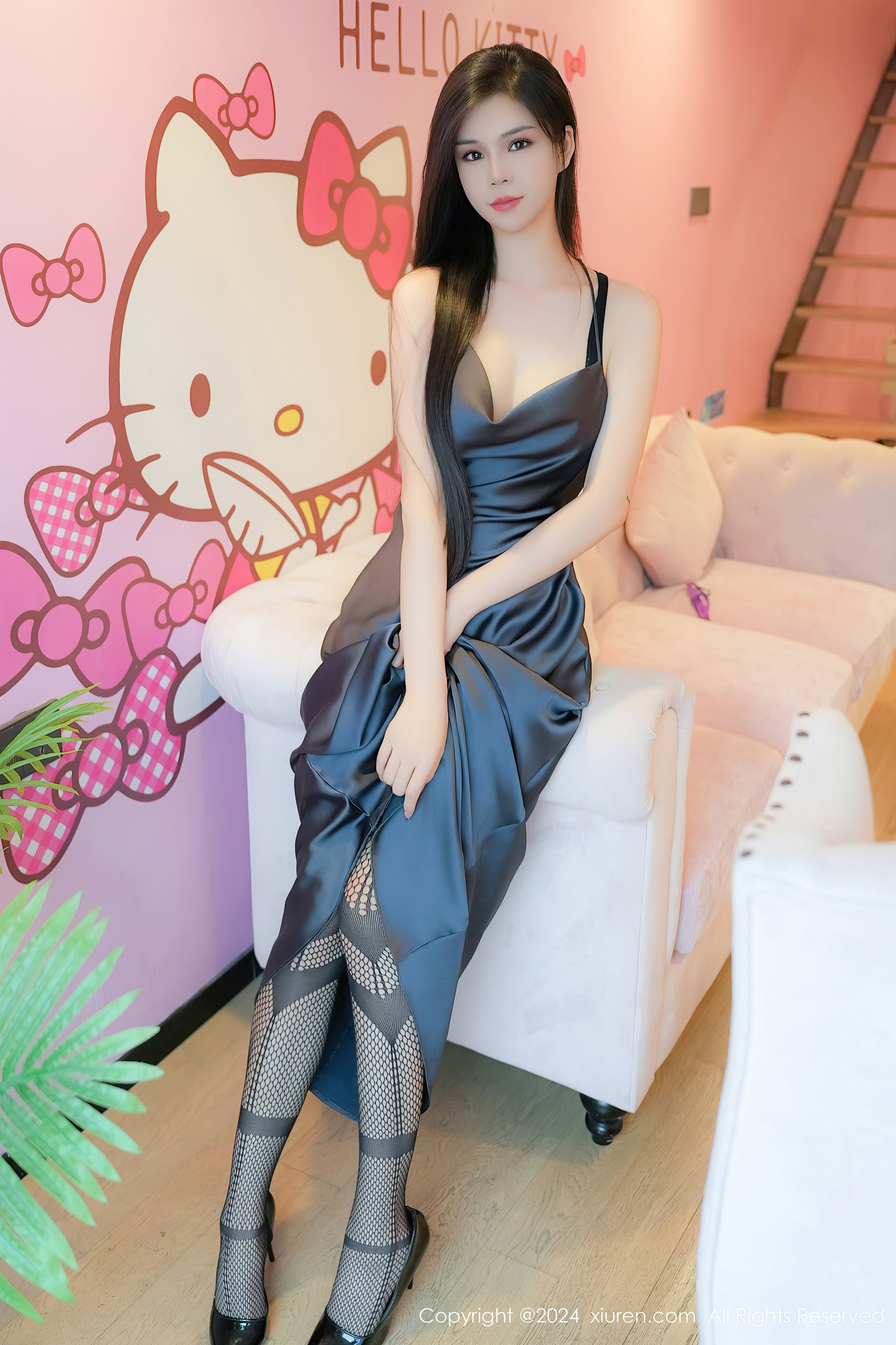 秀人网 No.8795 雪糕CiCi 黑丝美腿插图6