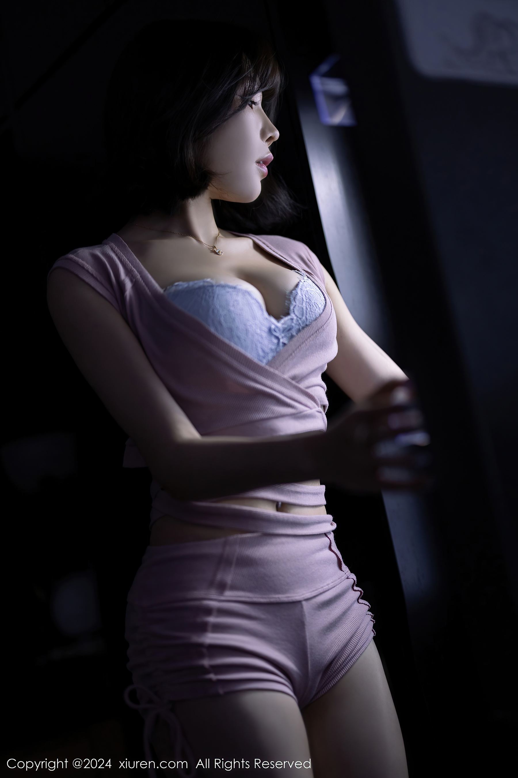 秀人网 No.8836 徐莉芝Booty 丝袜美臀插图1