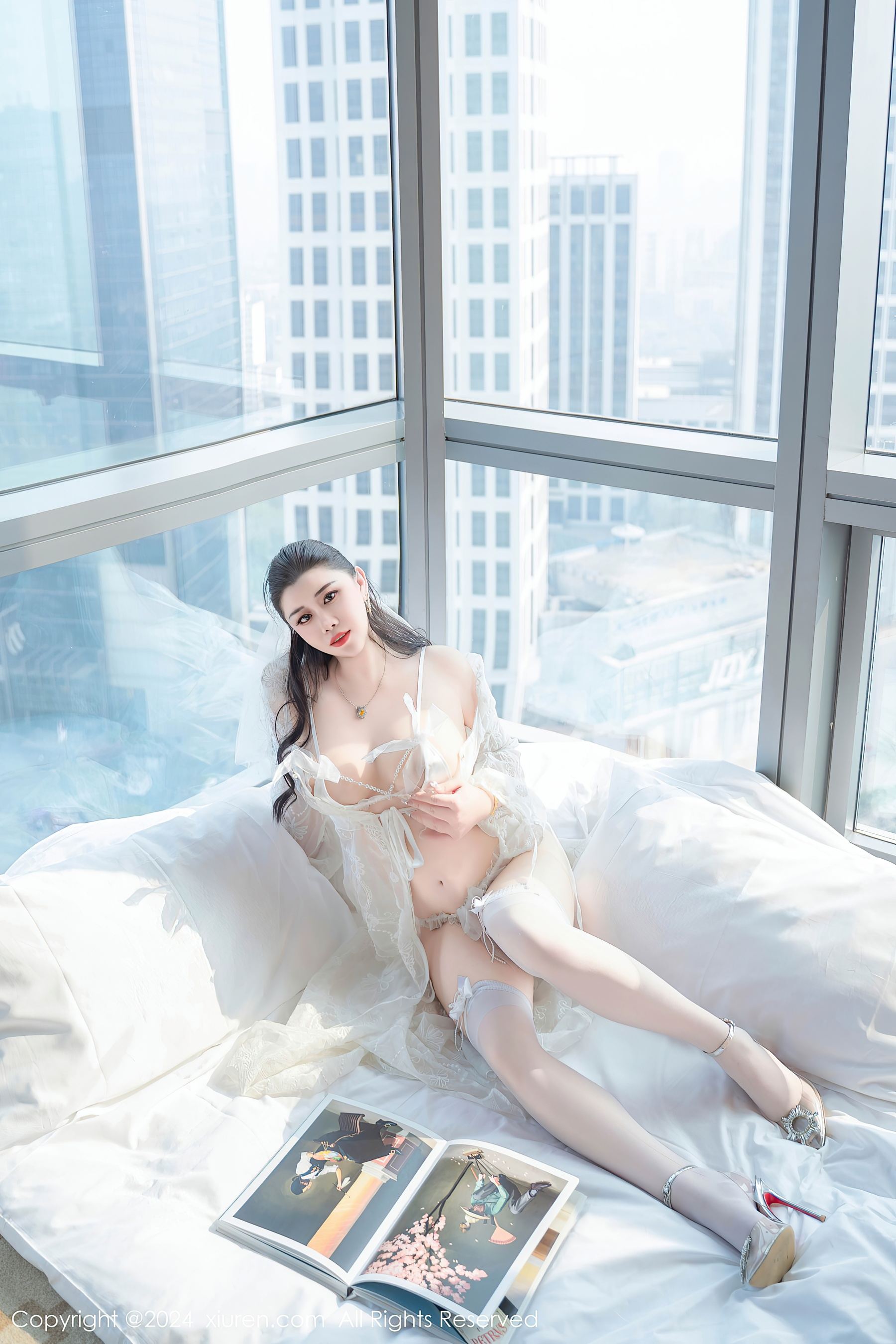 秀人网 No.8837 王婉悠Queen 妩媚丰腴插图3