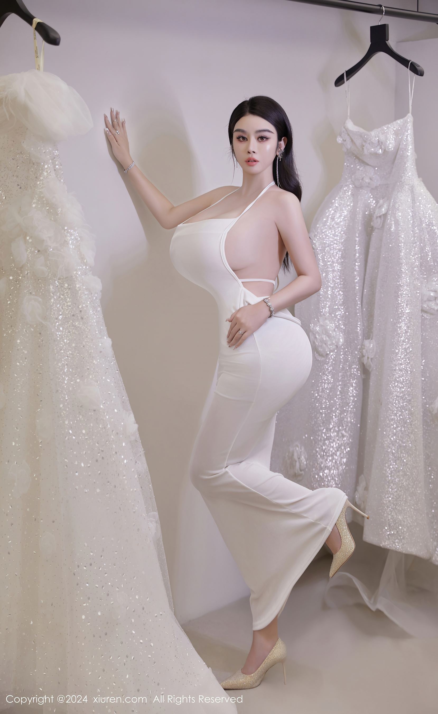 秀人网 No.8878 戴渃欣 美乳性感插图9
