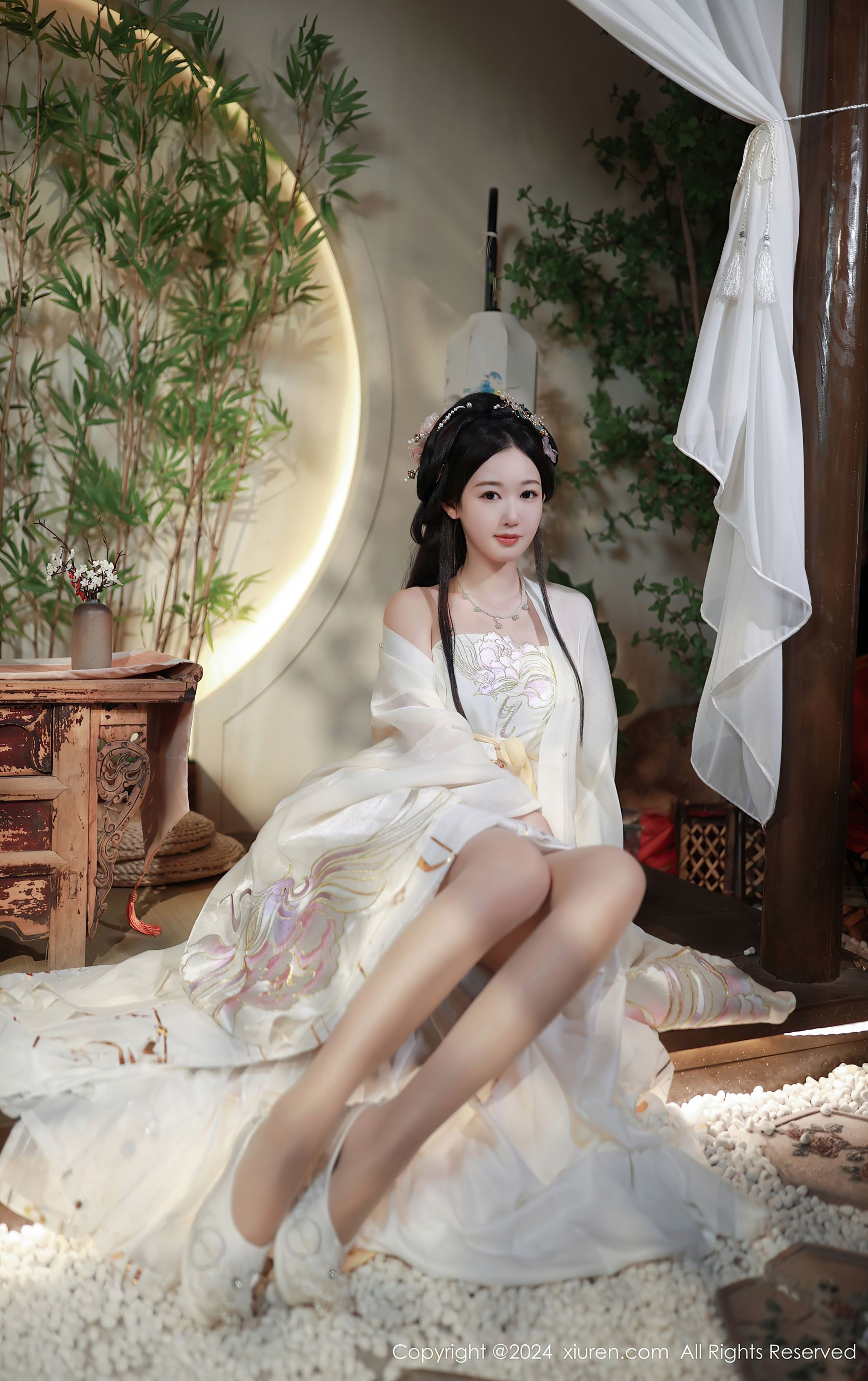 秀人网 No.8898 唐安琪 丝袜美腿插图5