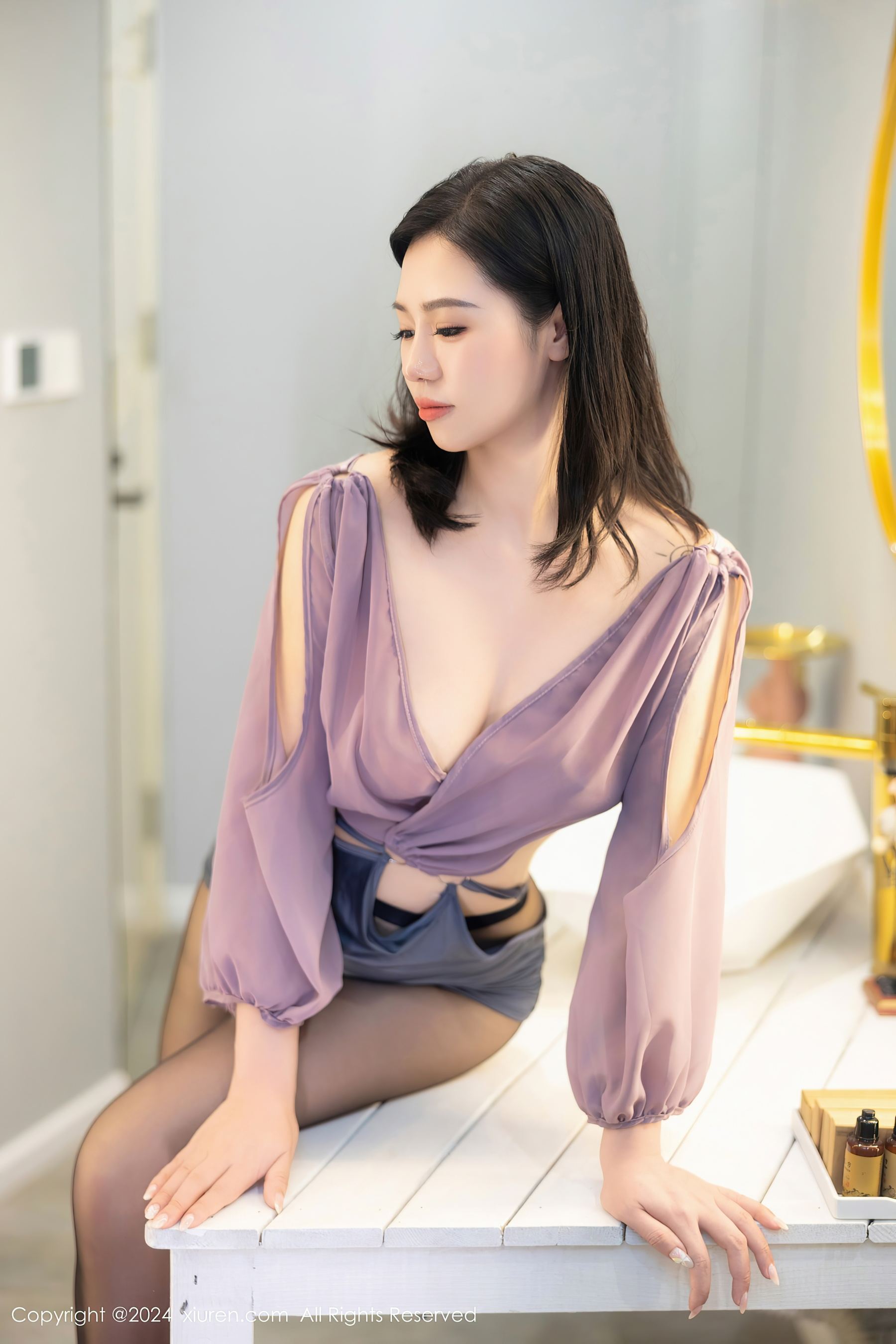 秀人网 No.8902 金小依 黑丝美腿插图7