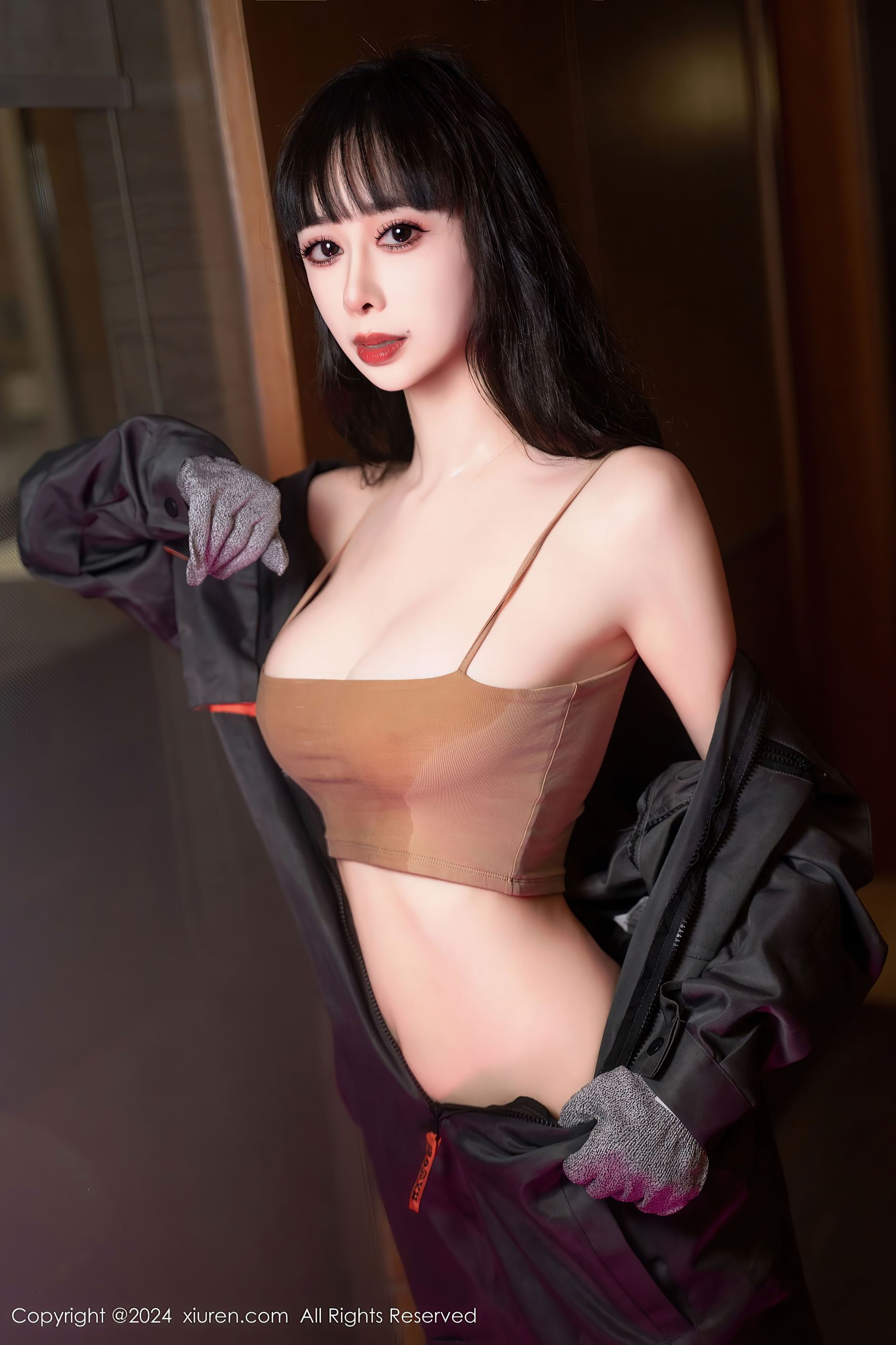 秀人网 No.8938 宝宝甜 美腿性感插图1