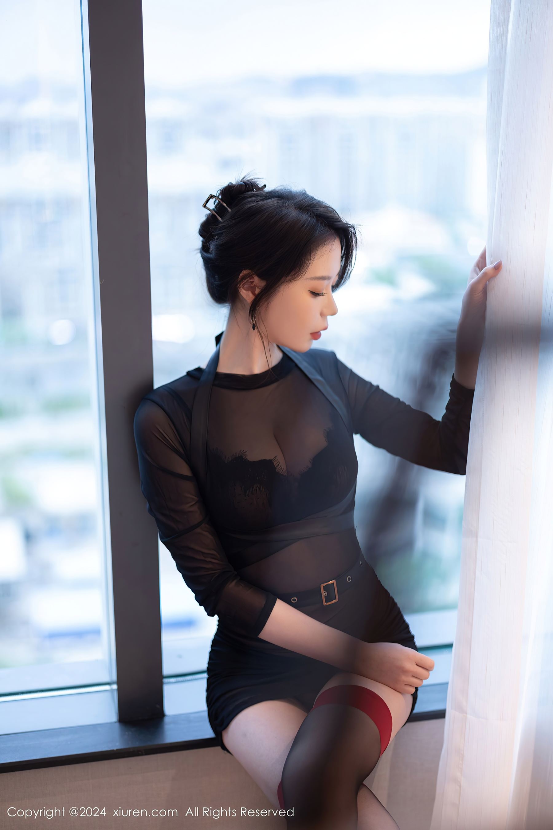 秀人网 No.8979 梦心玥 美腿黑丝插图3