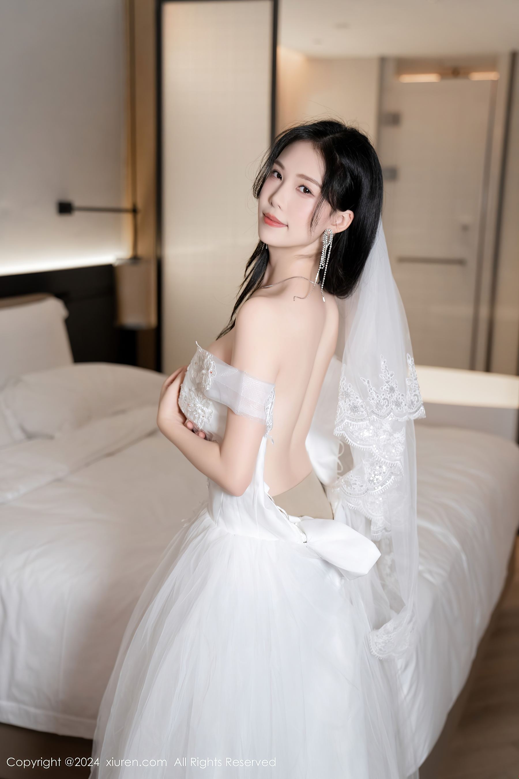秀人网 No.8998 利世 丝袜美腿插图1