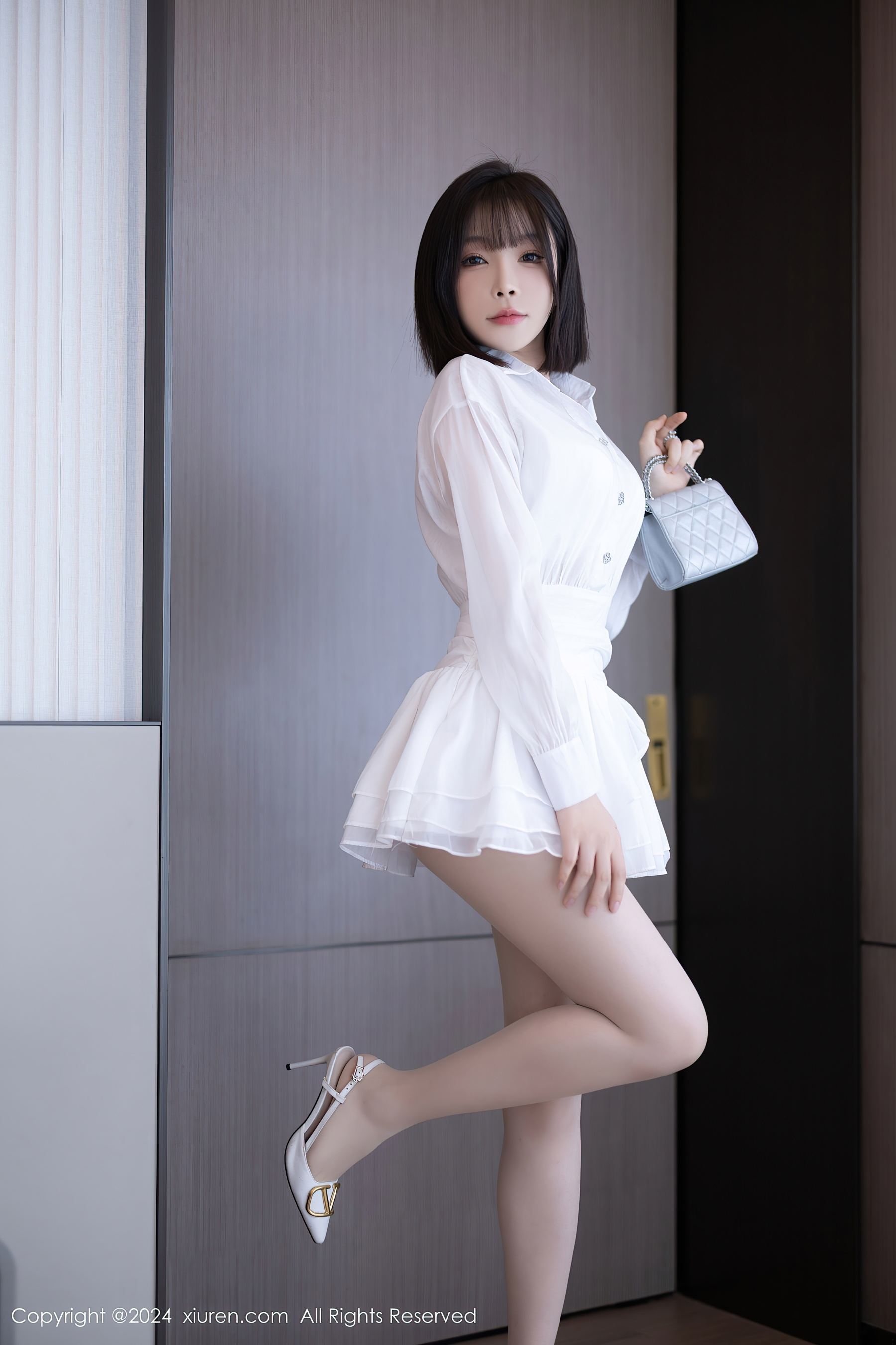 秀人网 No.9020 徐莉芝Booty 丝袜美腿插图