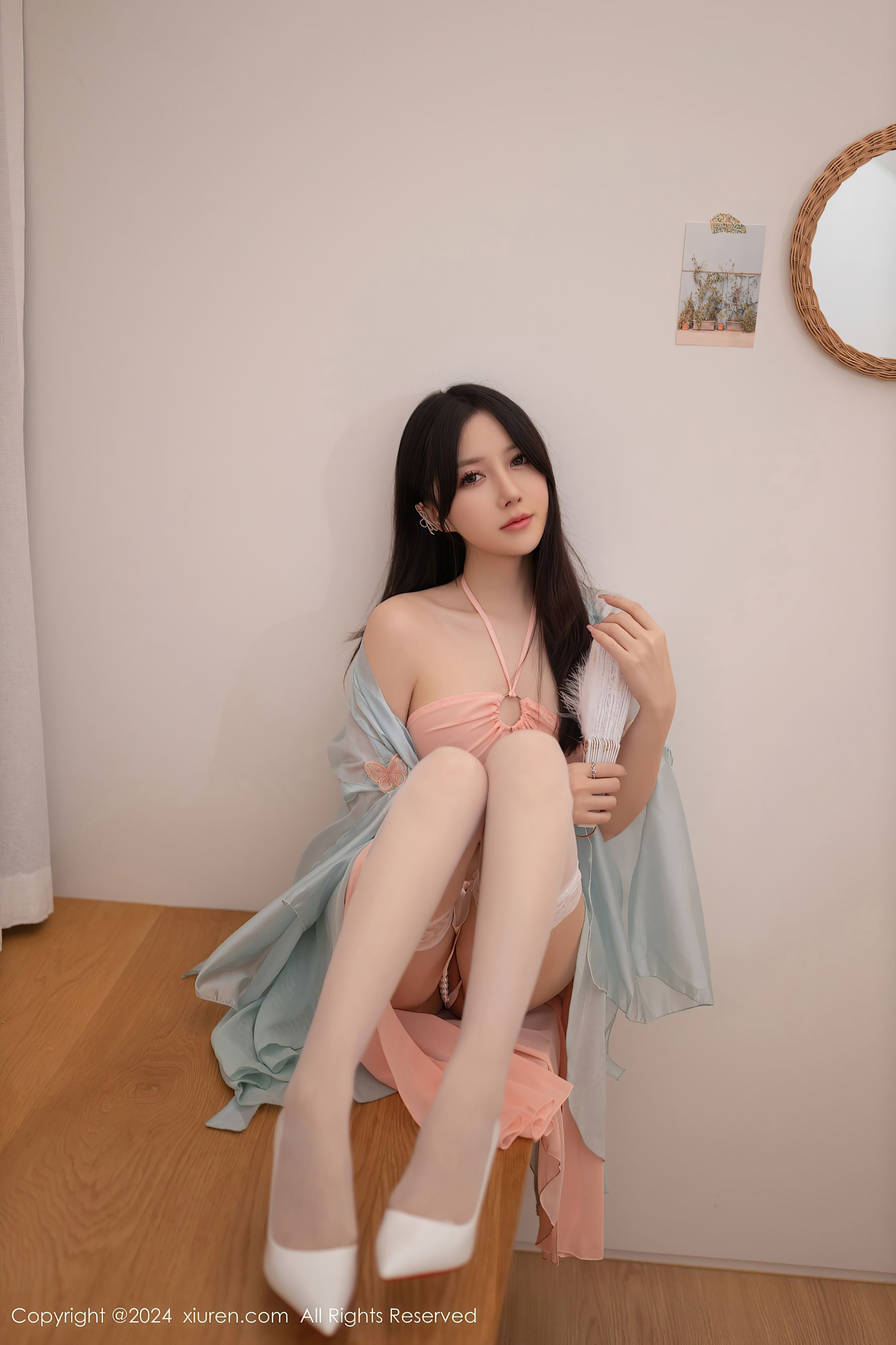 秀人网 No.9093 鱼子酱Fish 丝袜美腿插图1