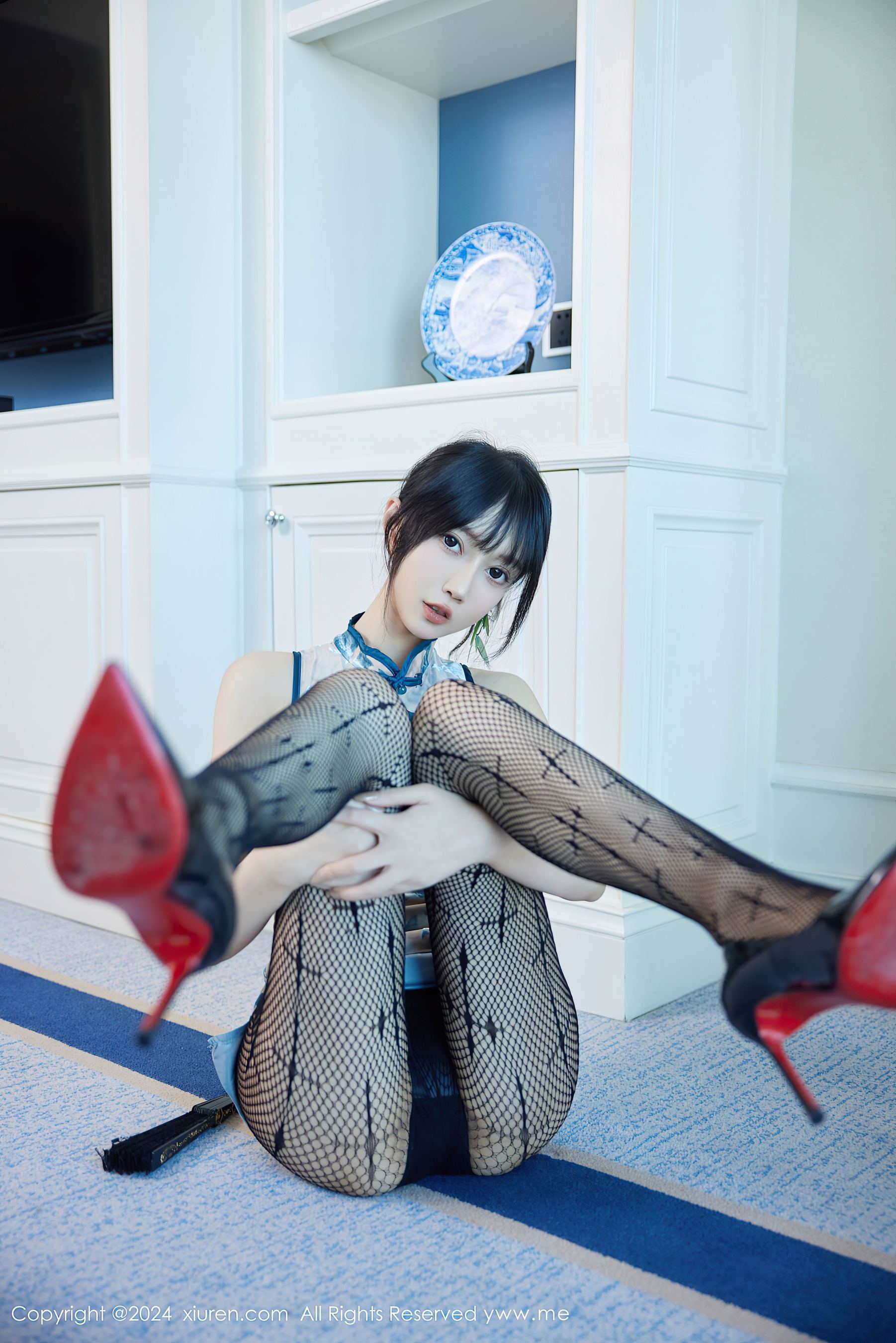 [XiuRen秀人网] No.9236 玥儿玥er 美腿丝袜