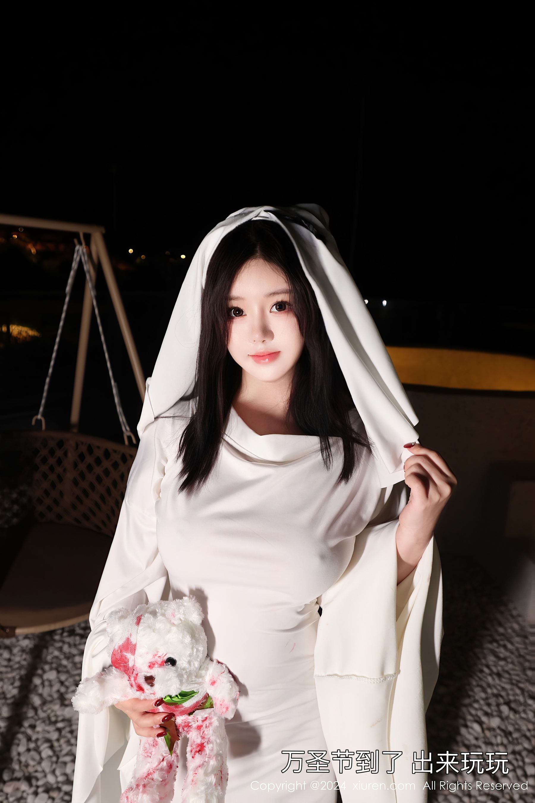 秀人网 No.9376 小薯条nienie 丝袜美腿插图