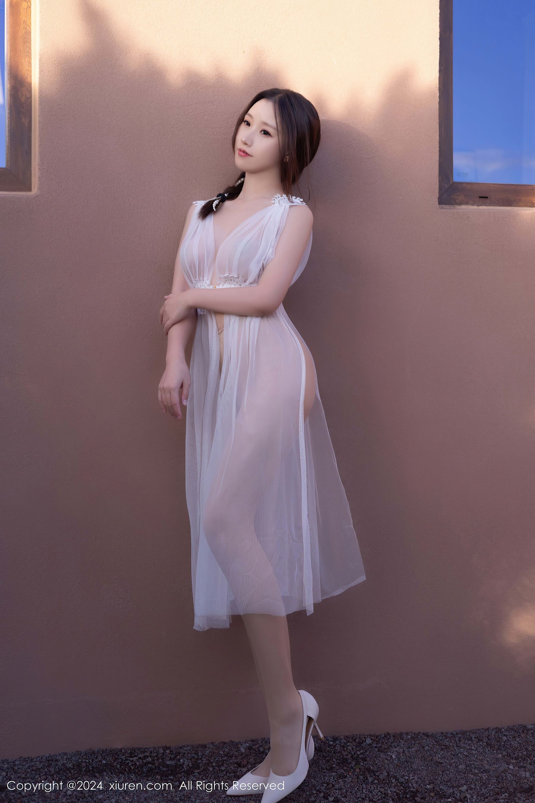 秀人网 No.9442 杏子Yada 丝袜美腿插图