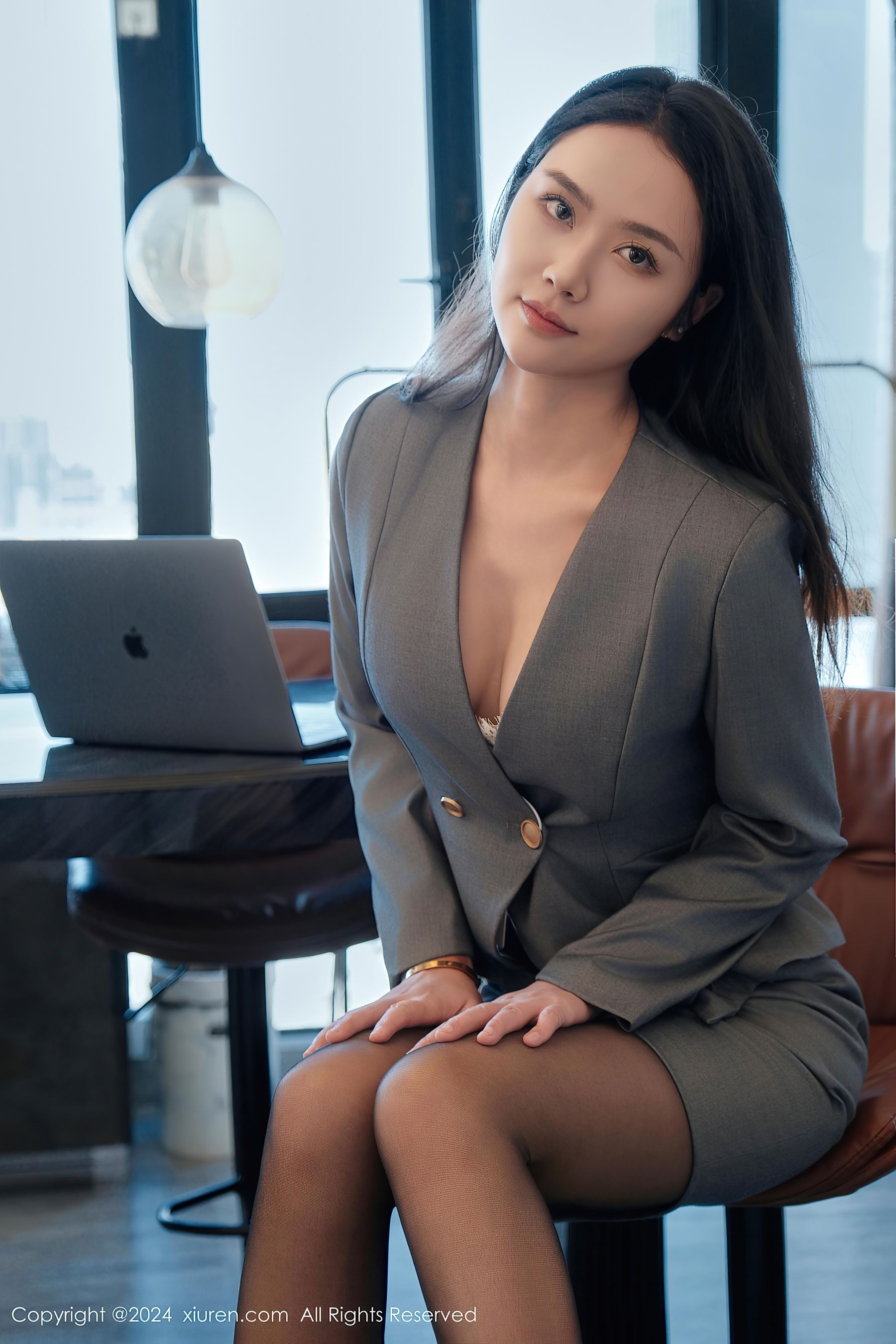 秀人网 No.9444 方子萱 美腿黑丝插图8