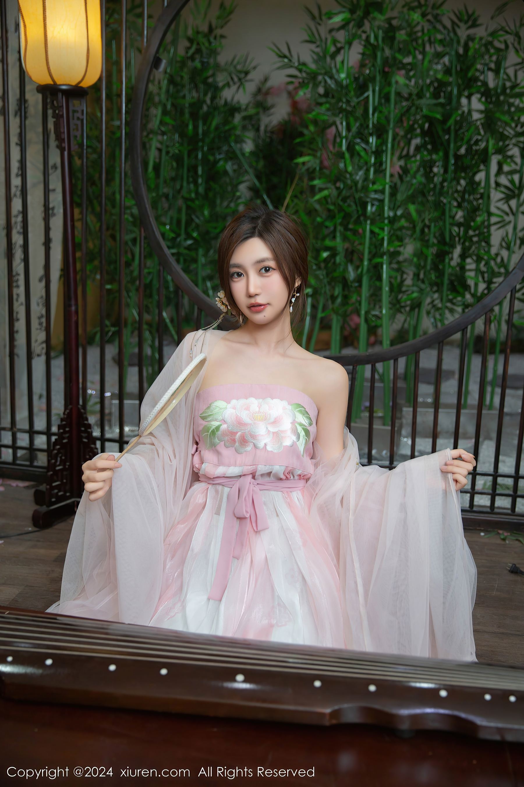 秀人网 No.9475 绮里嘉ula 古风美腿插图3