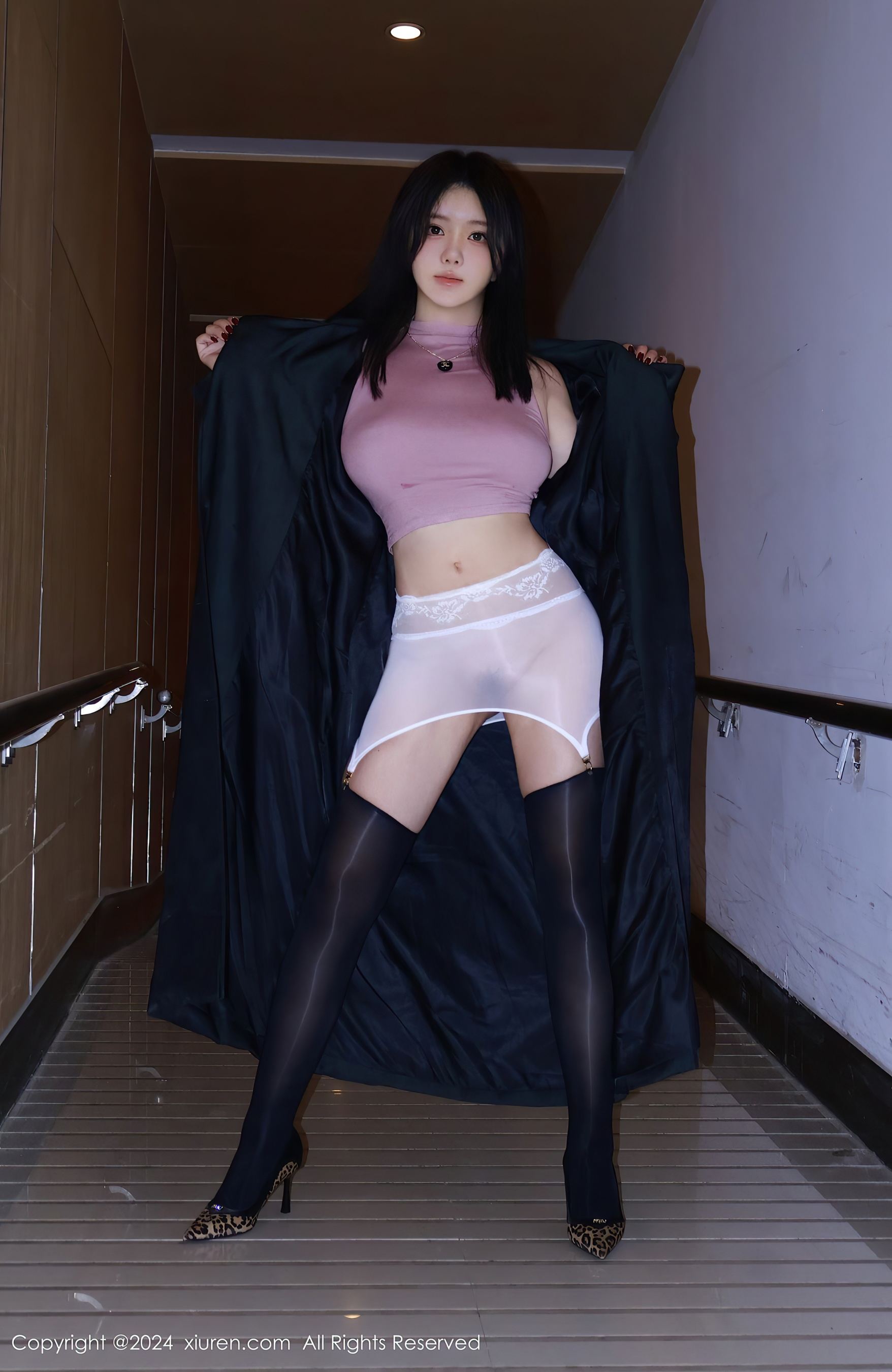 秀人网 No.9489 小薯条nienie 黑丝美腿插图7