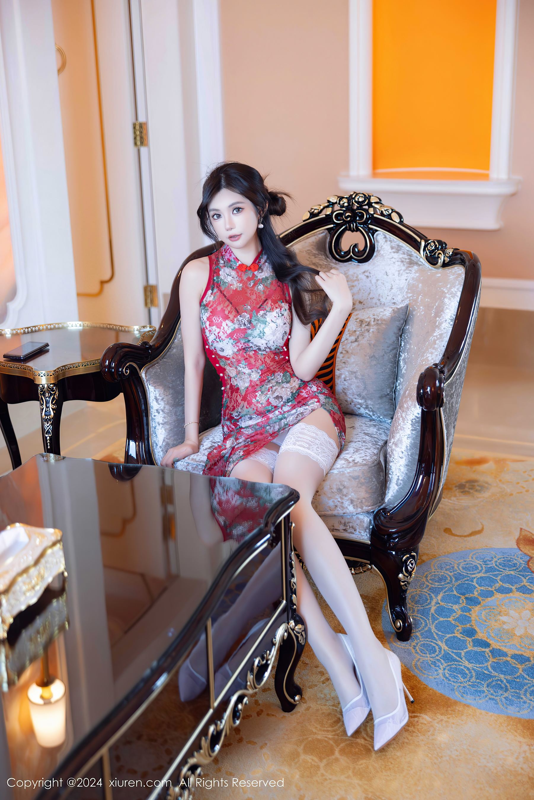 秀人网 No.9529 绮里嘉ula 丝袜美腿插图1