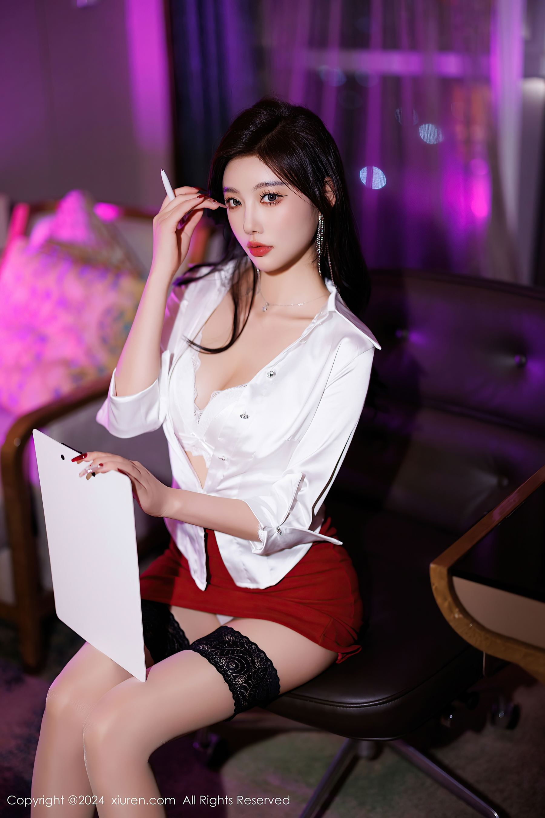 秀人网 No.9565 杨晨晨Yome OL美腿插图3