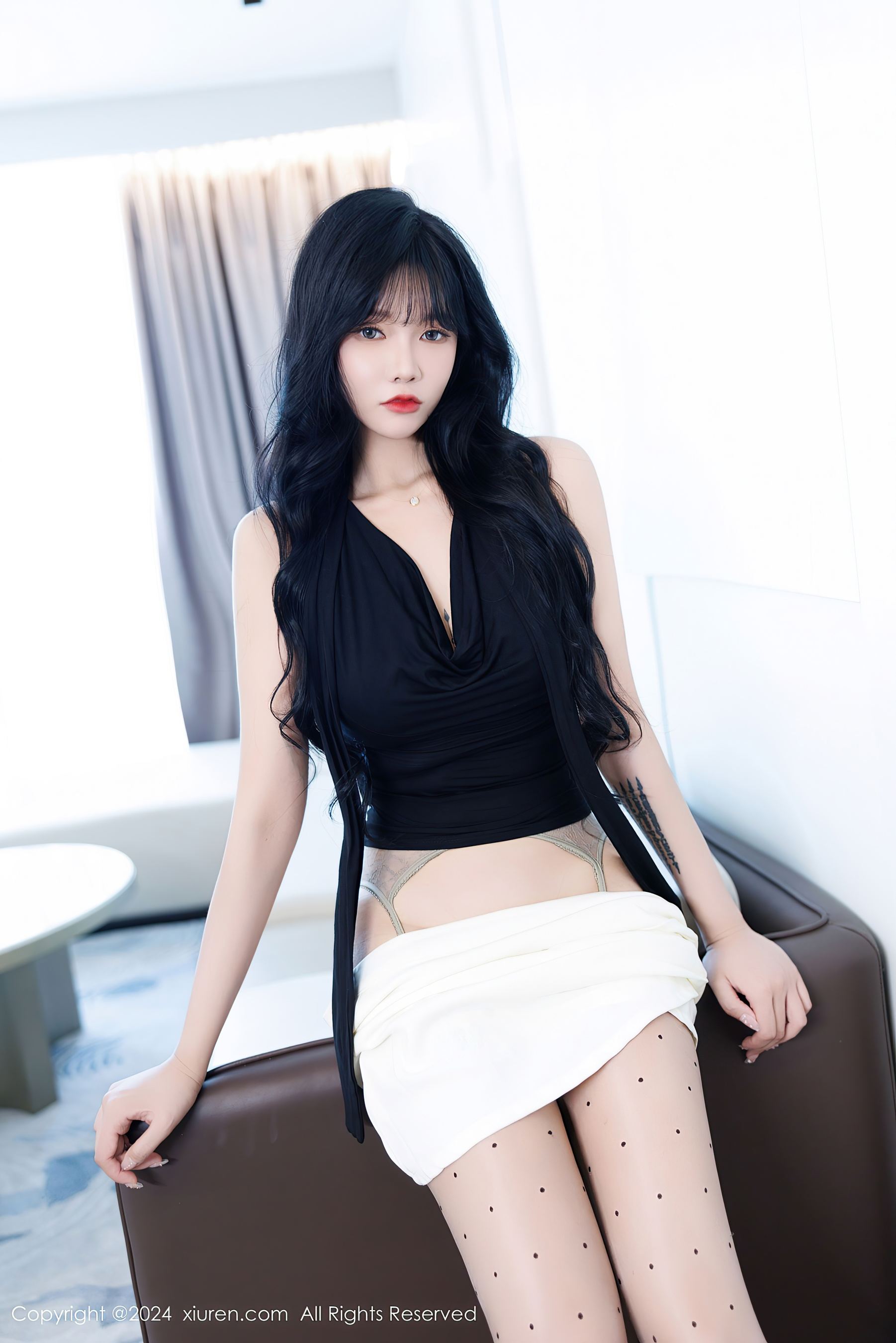 秀人网 No.9575 娜比 黑丝美腿插图8