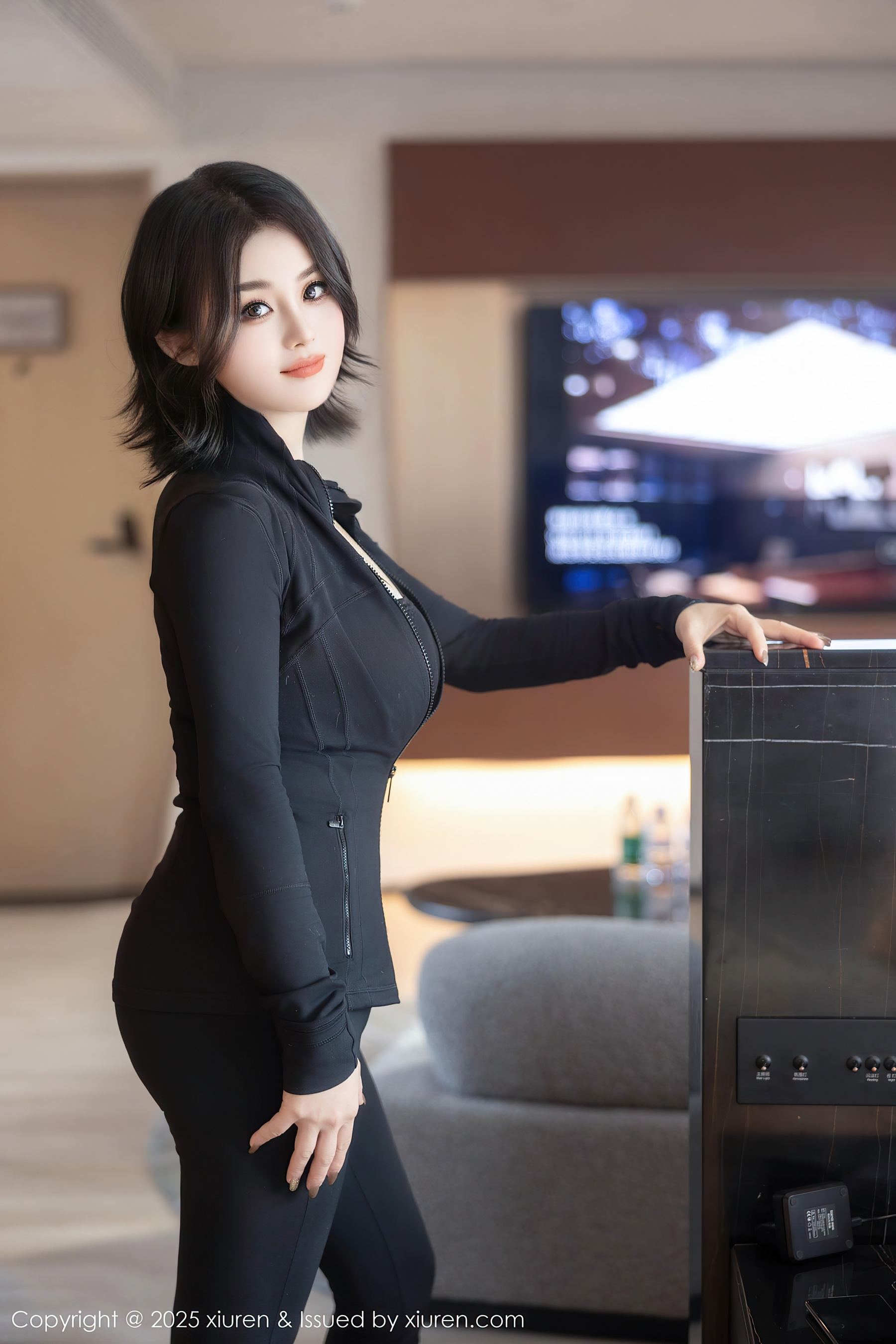 秀人网 No.9694 M0nica 新人美腿插图8