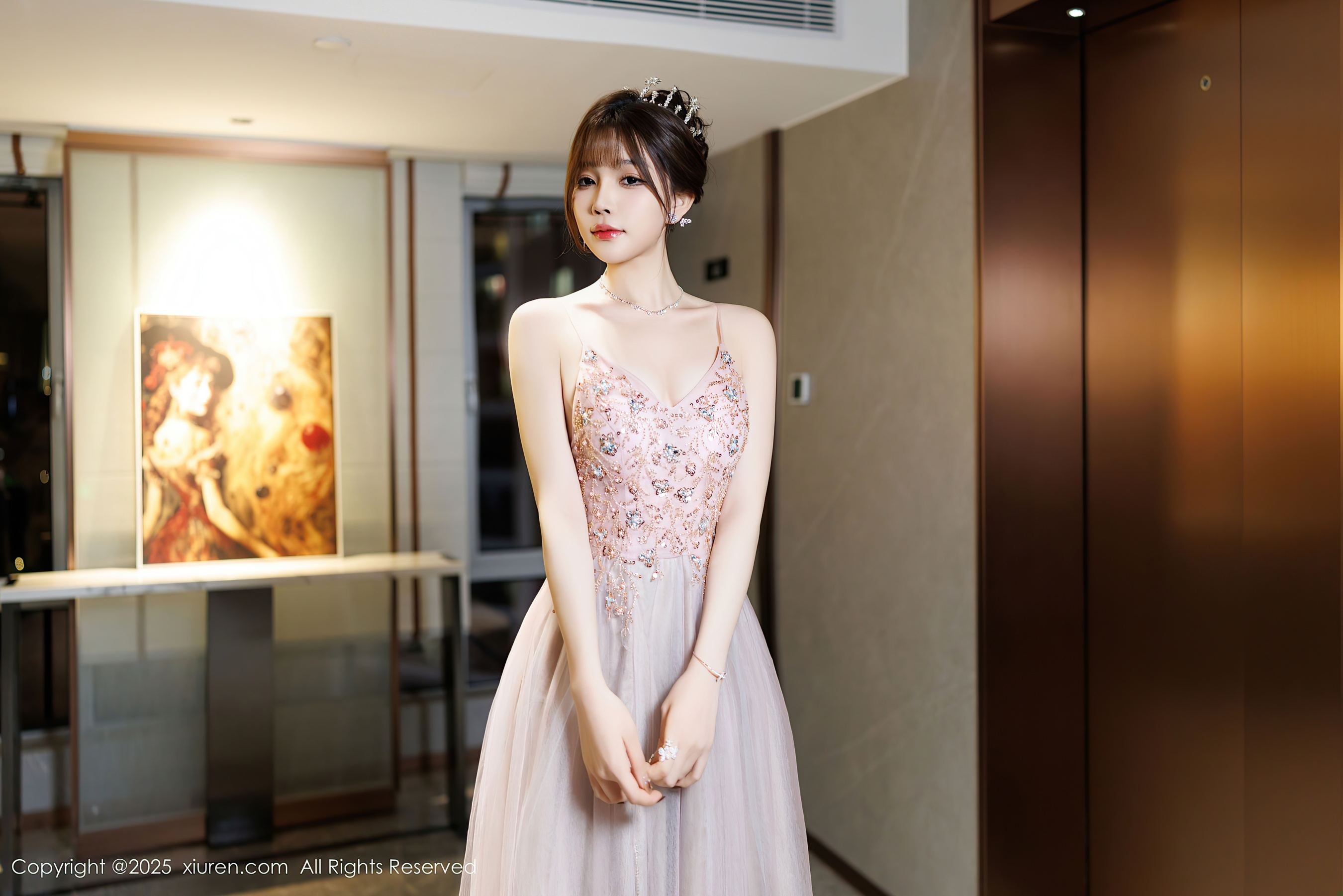 秀人网 No.9699 徐莉芝Booty 丝袜美腿插图2
