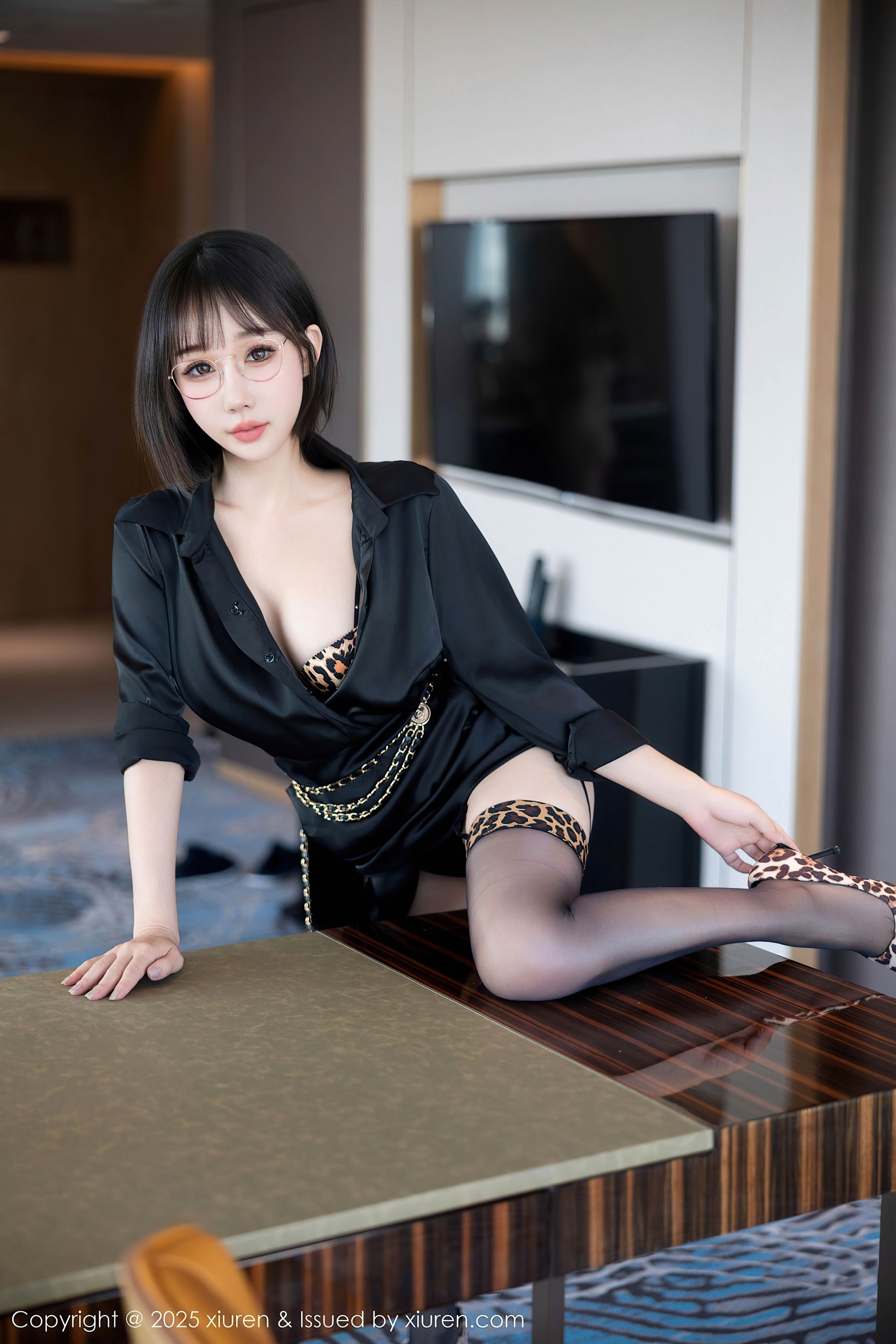 秀人网 No.9701 波巧酱插图4
