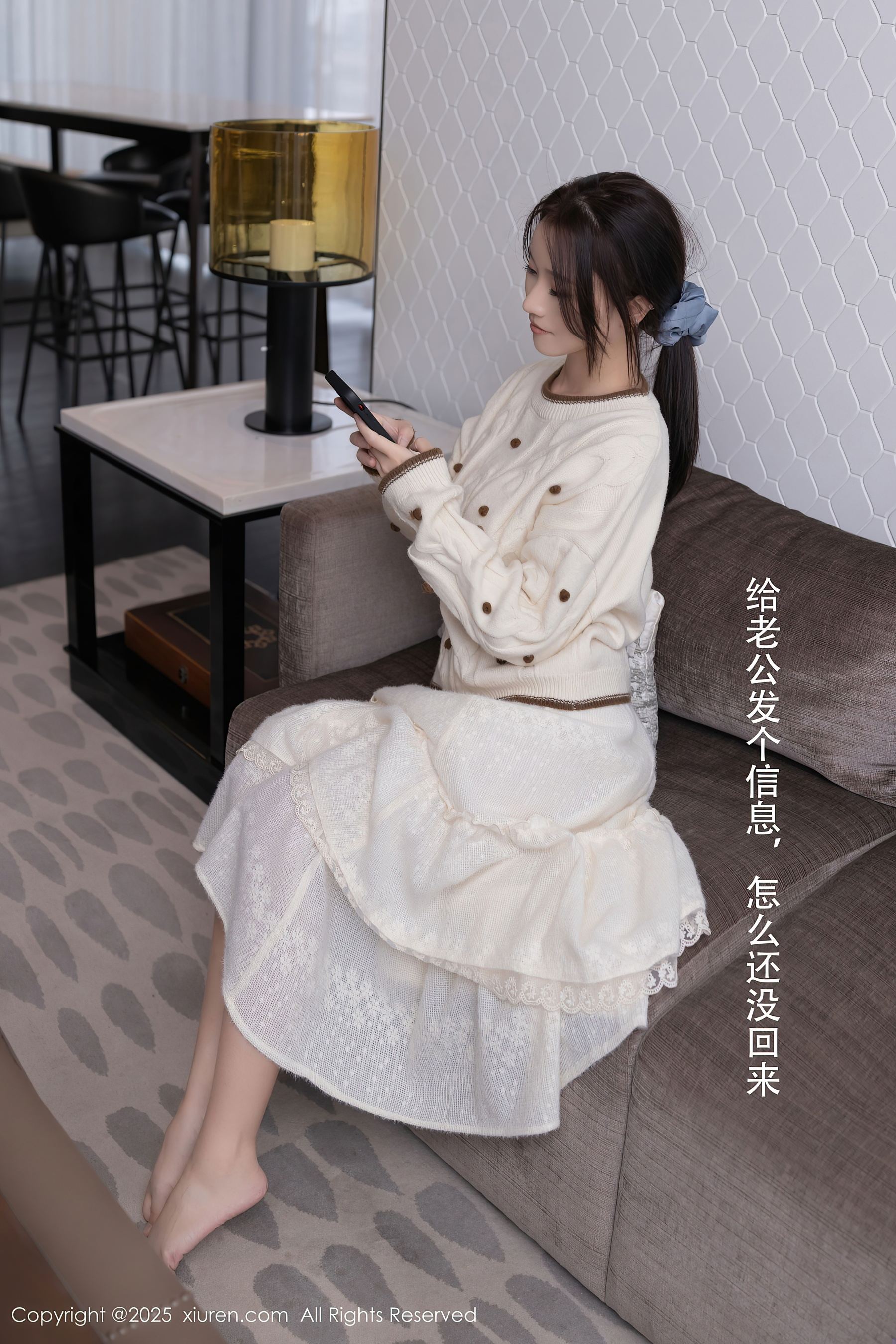 秀人网 No.9729 杏子Yada 黑丝美腿插图