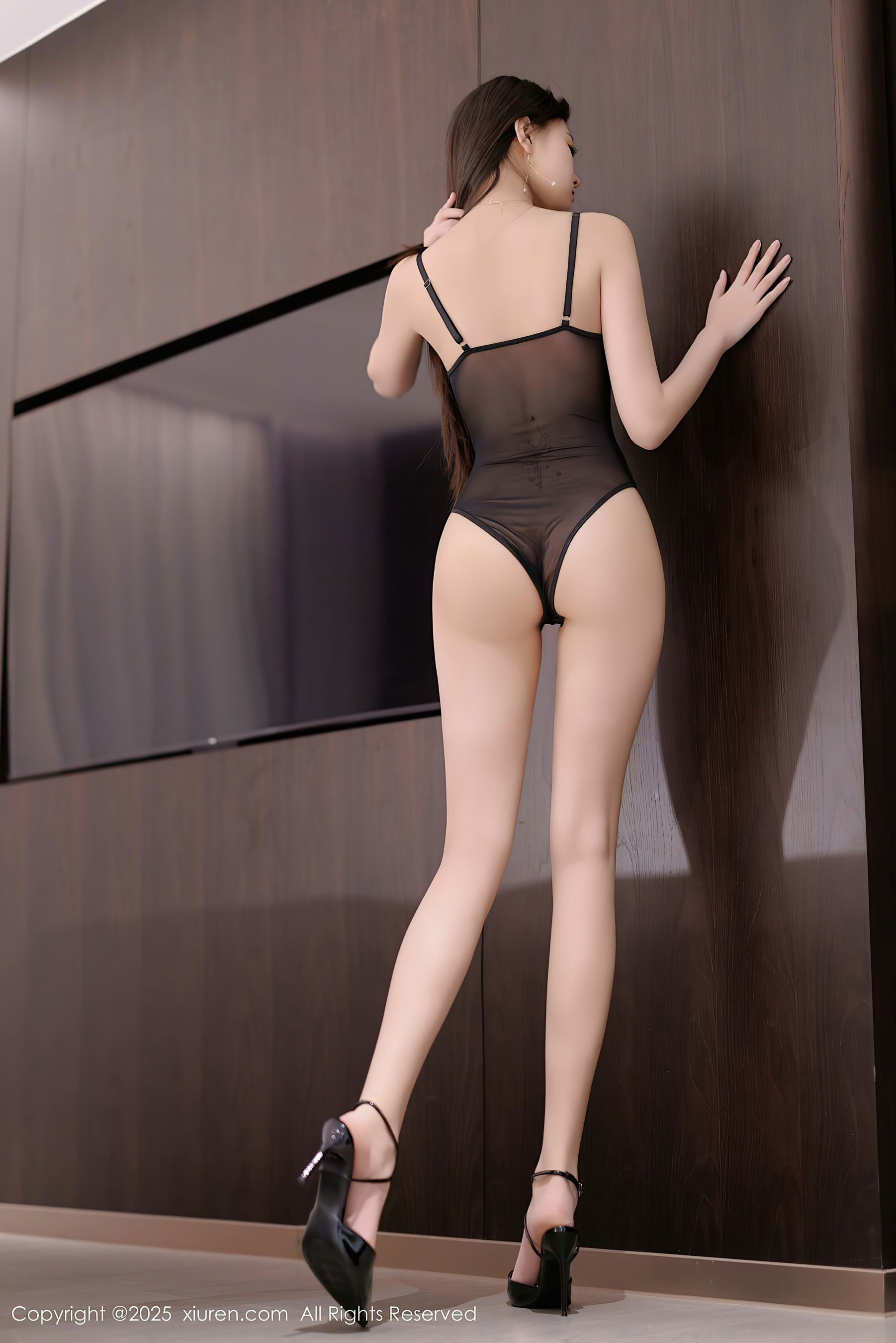 秀人网 No.9761 初梦瑶 美腿性感插图6