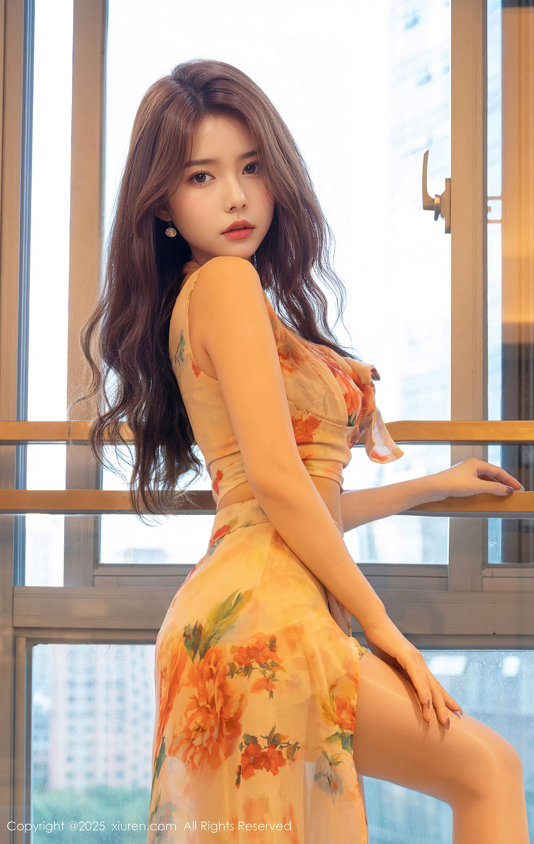 秀人网 No.9792 拍黄瓜girl 丝袜美腿插图