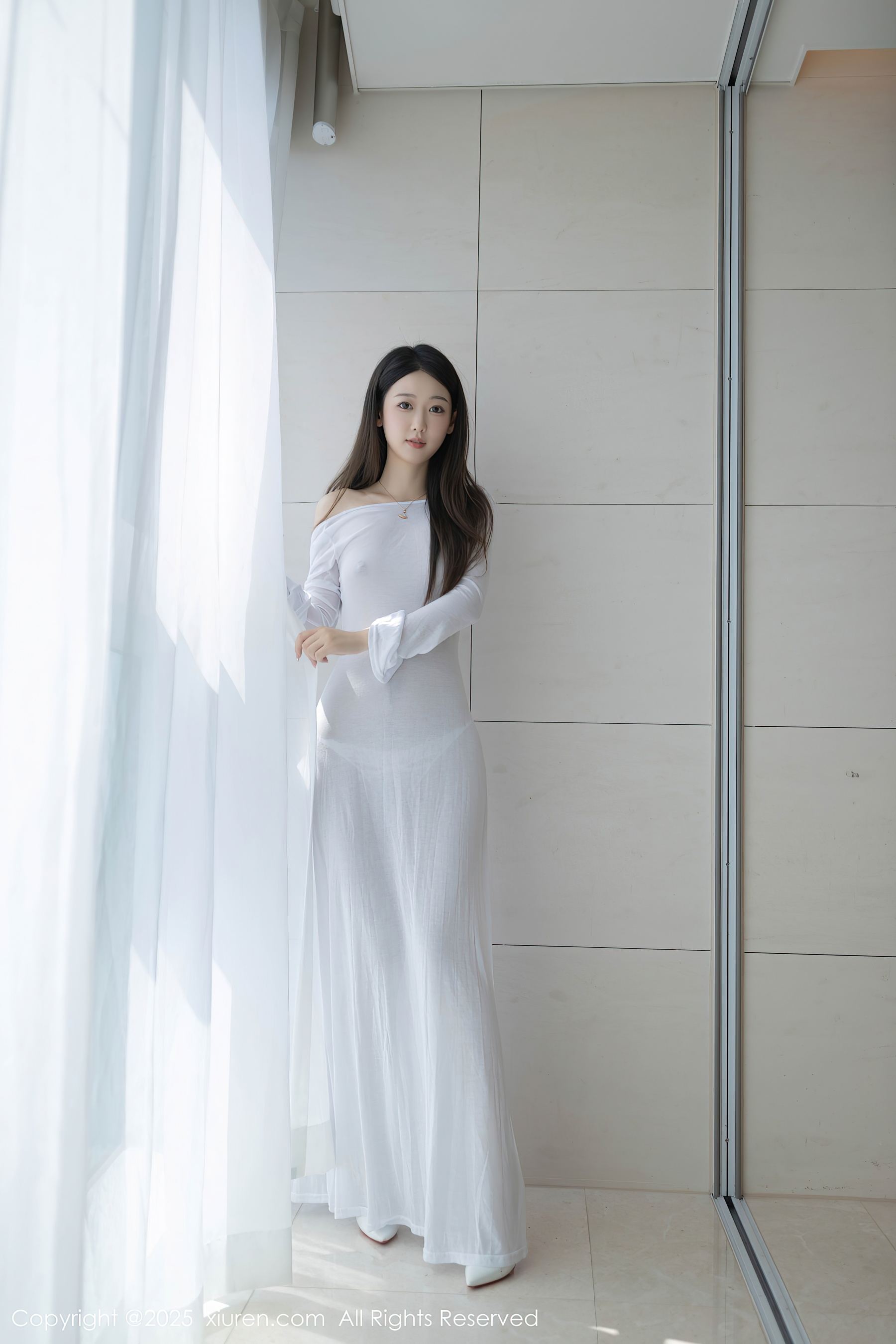 秀人网 No.9840 唐安琪 长裙美腿插图2