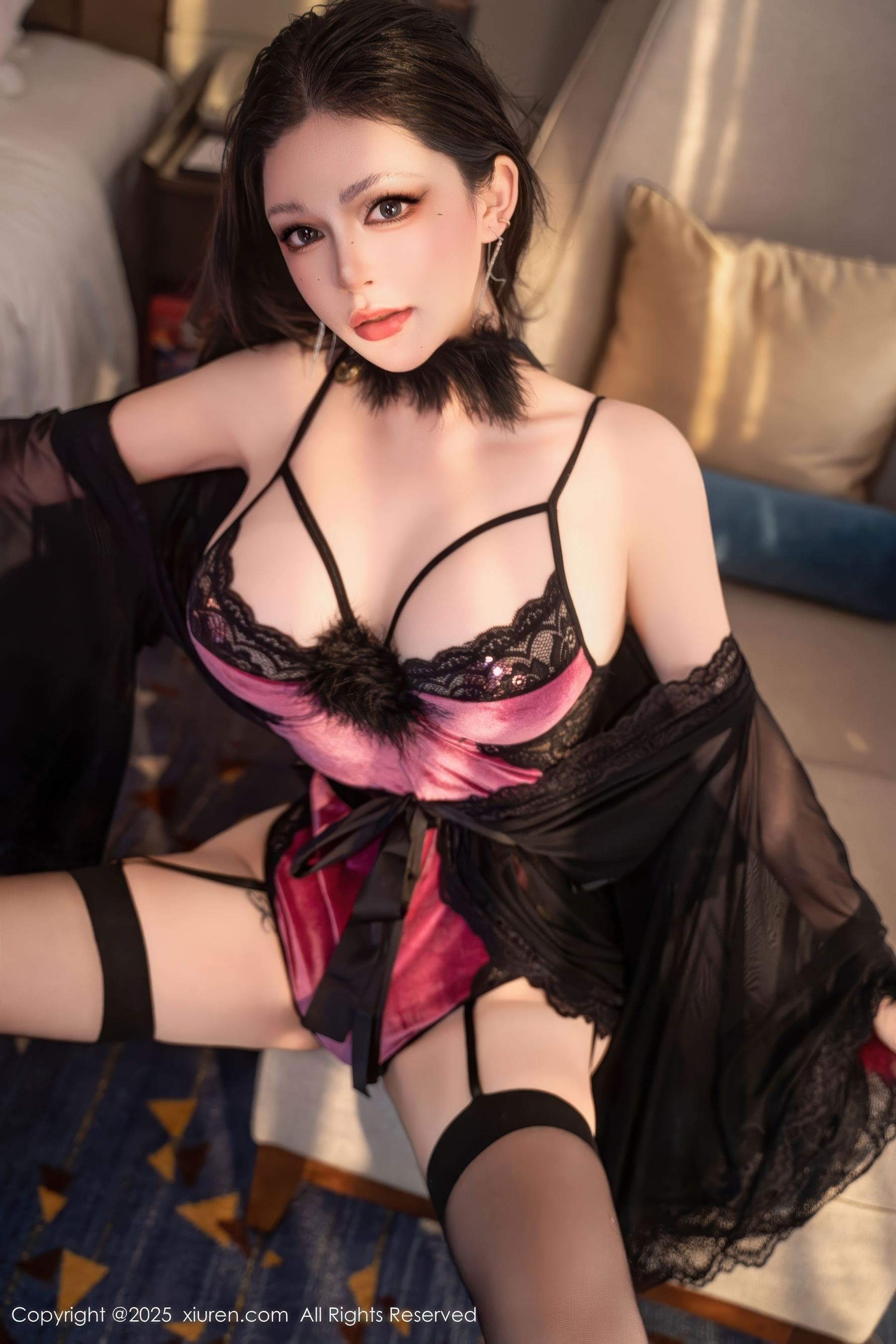 秀人网 No.9846 伊丽莎有点白 黑丝美臀插图9