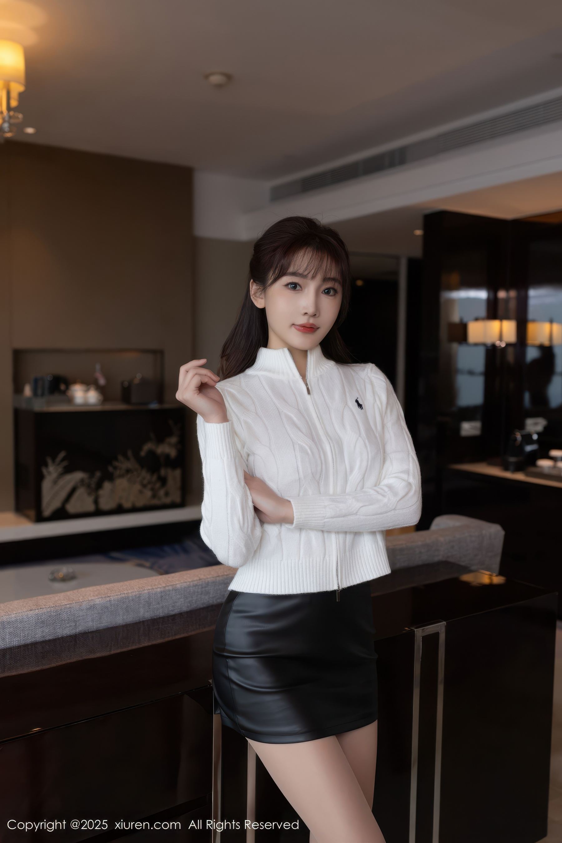 秀人网 No.9852 陆萱萱 丝袜美腿插图