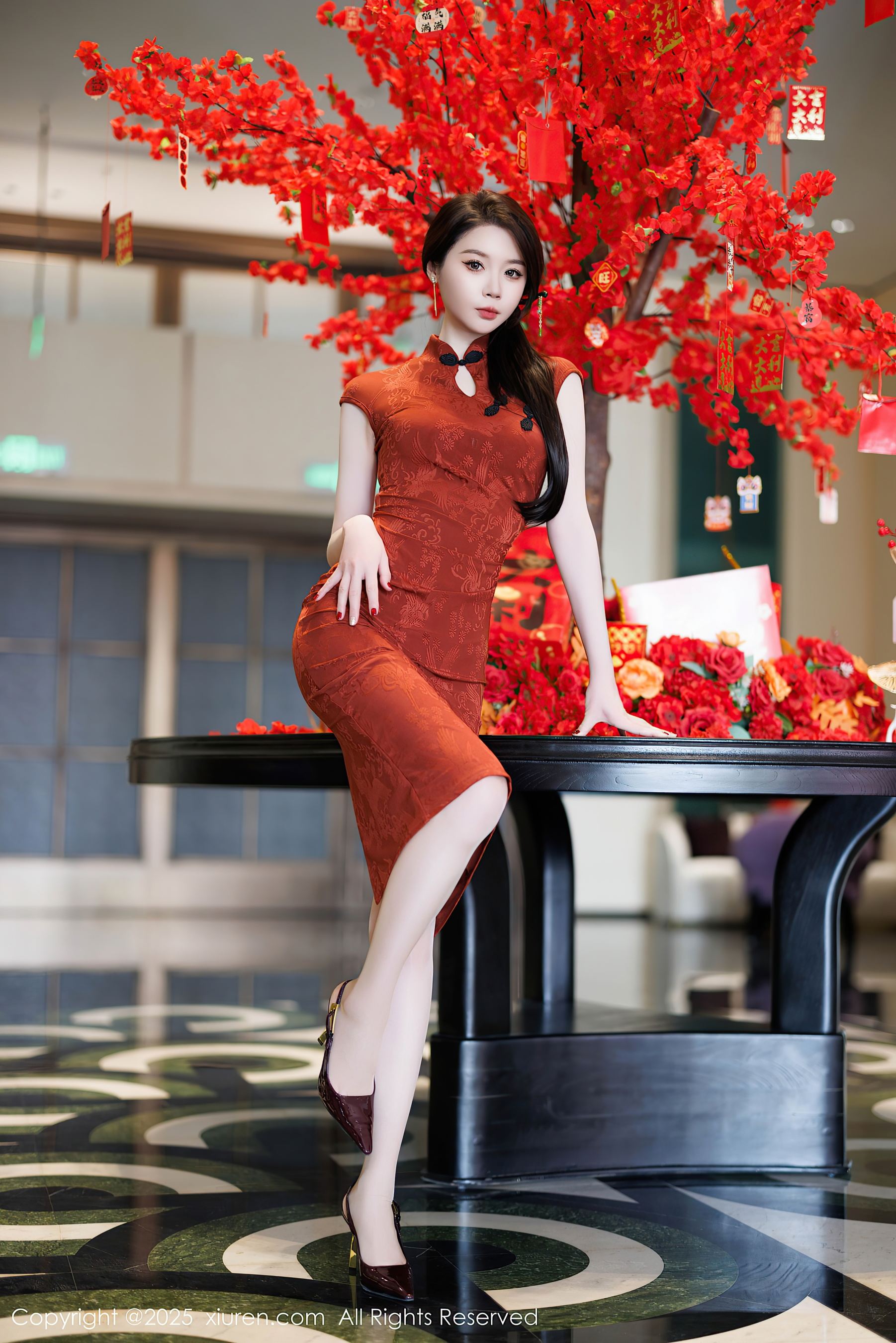 秀人网 No.9812 梦心玥 旗袍美腿插图9