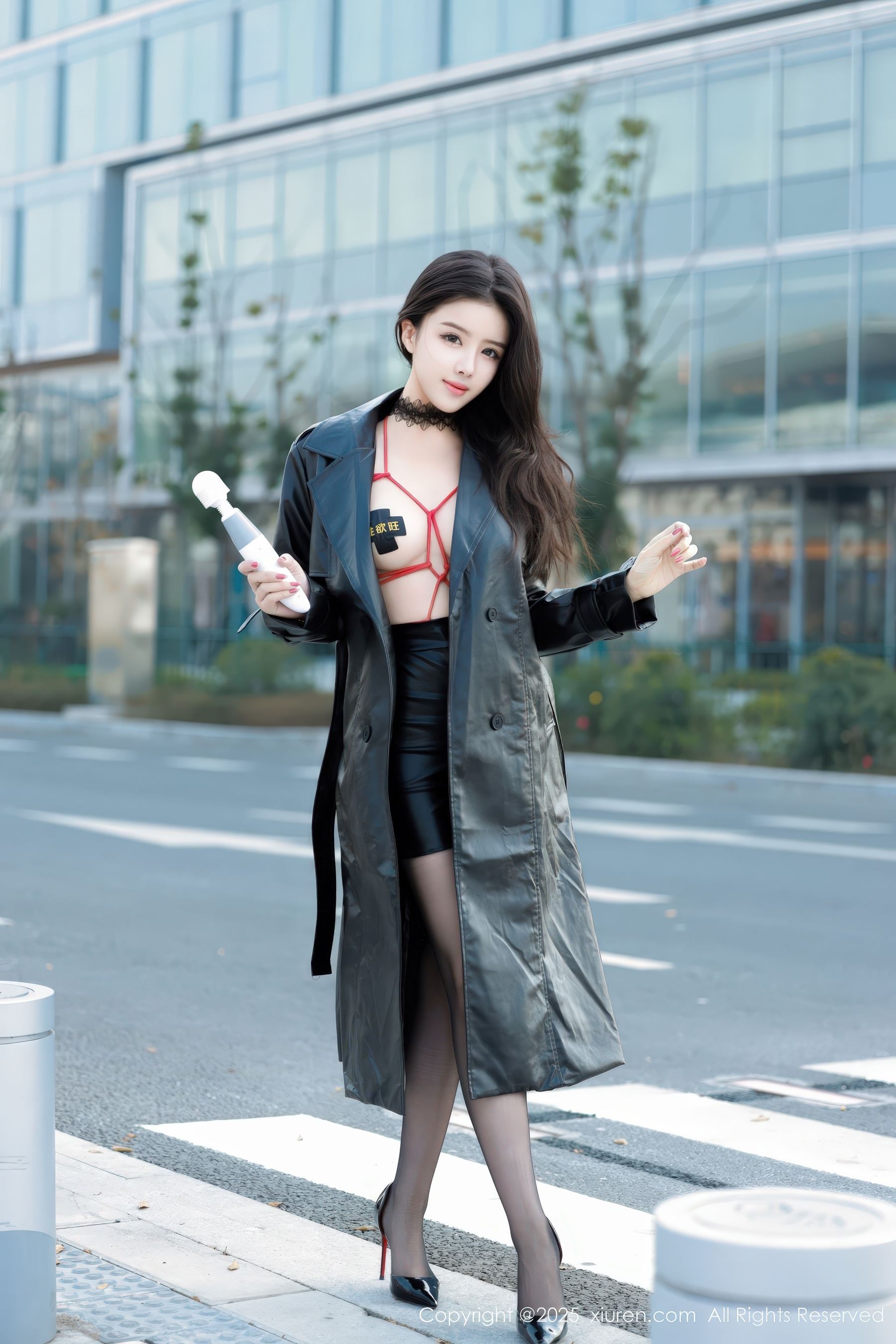 秀人网 No.9855 唐翩翩 黑丝美腿插图1