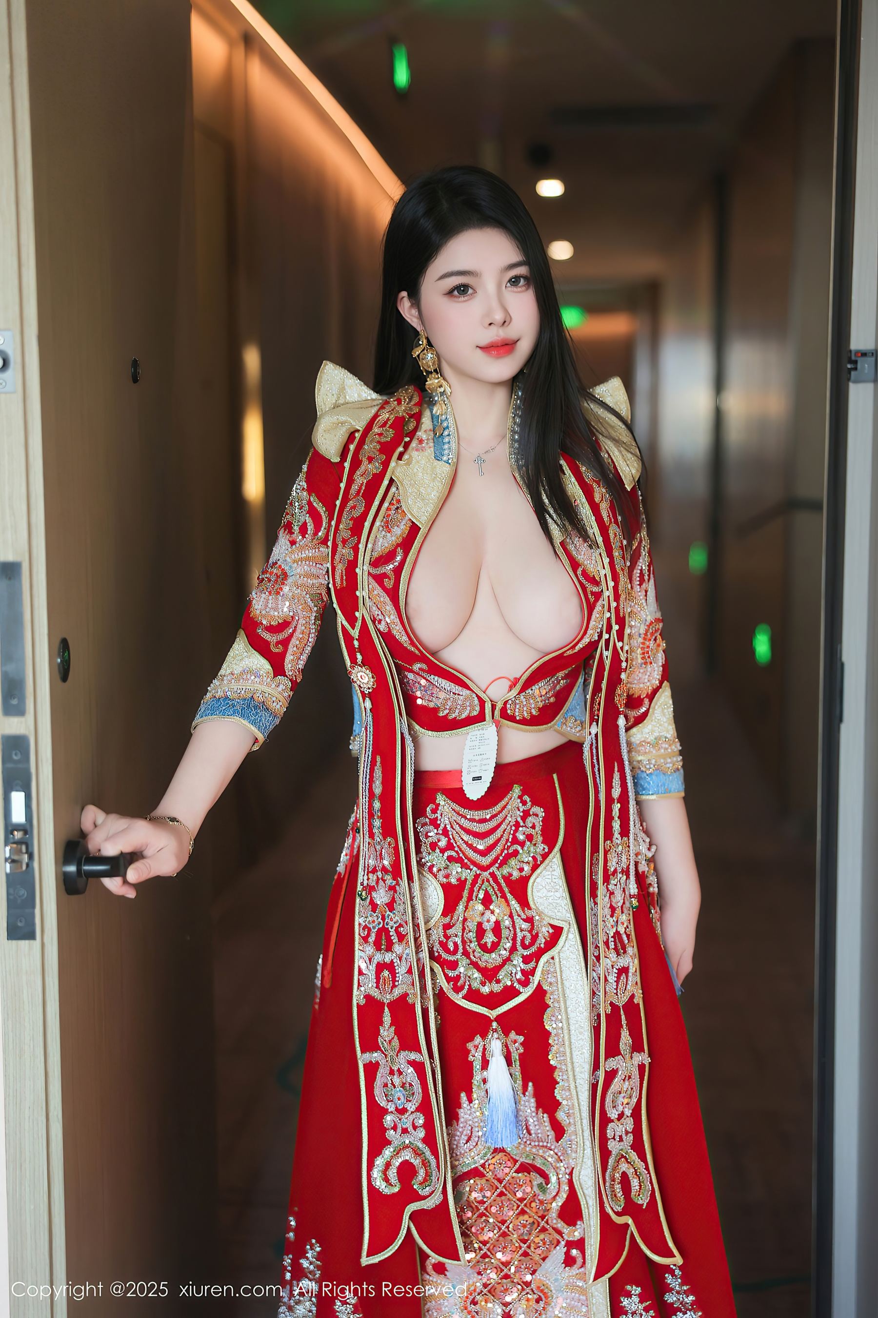 秀人网 No.9869 林若凡F 黑丝美臀插图1