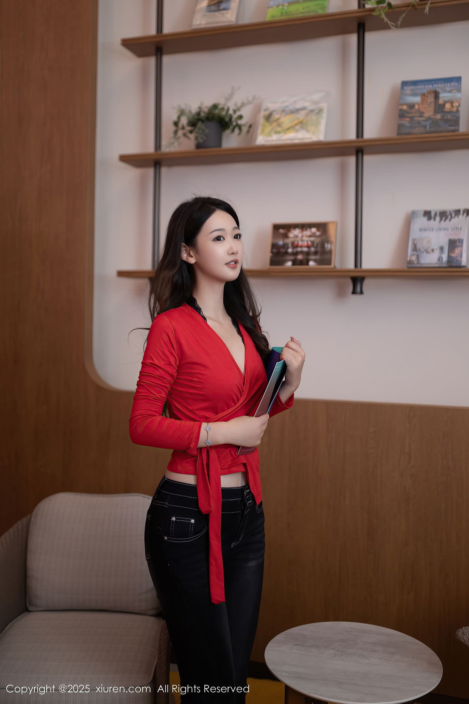 秀人网 No.9894 唐安琪 美腿丝袜插图4