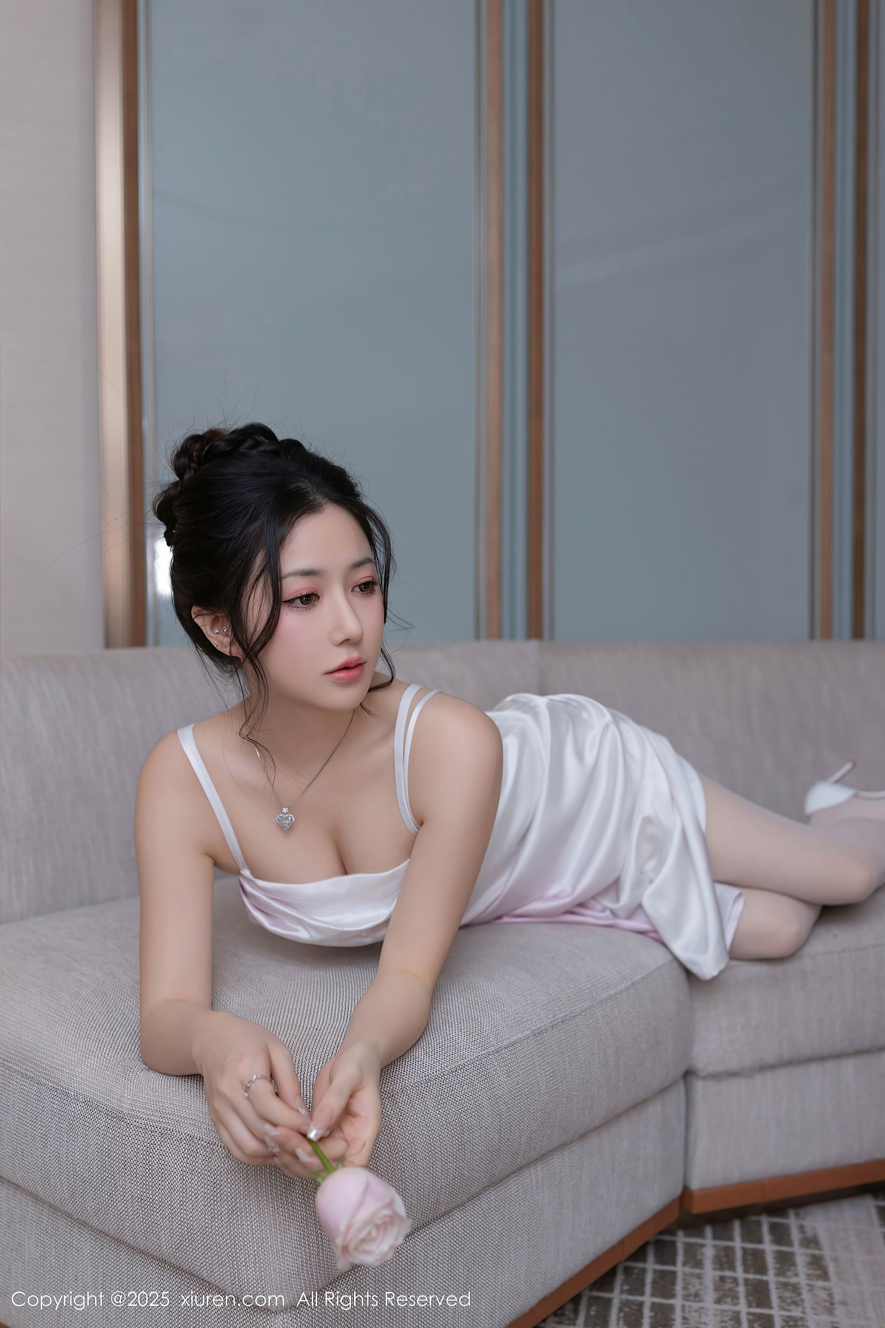 秀人网 No.9907 鱼子酱Fish 丝袜美腿插图6