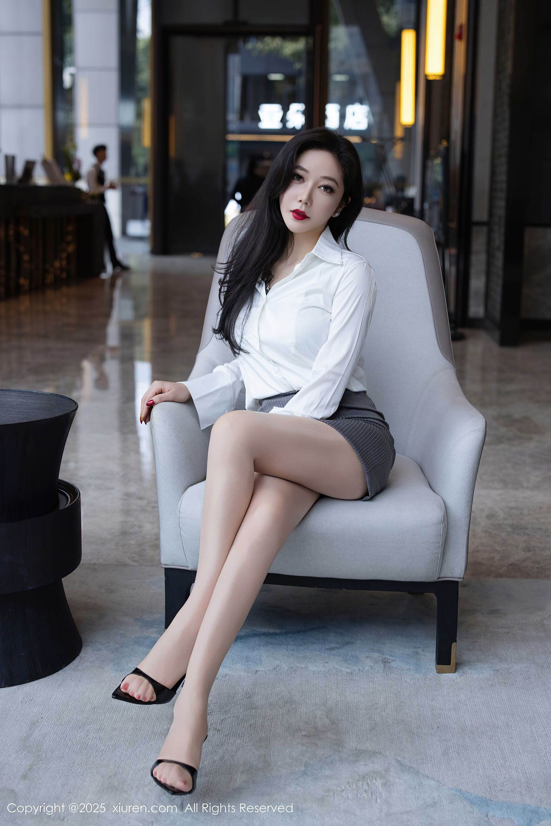 秀人网 No.9976 心妍小公主 美腿丝袜插图5