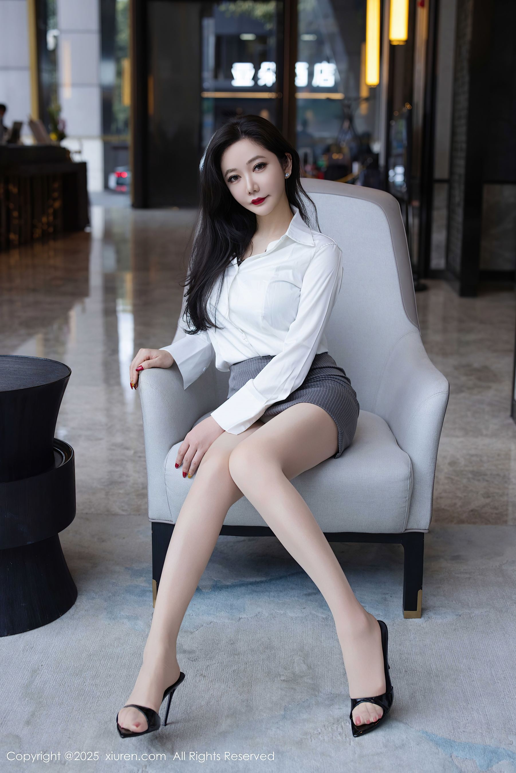 秀人网 No.9976 心妍小公主 美腿丝袜插图6