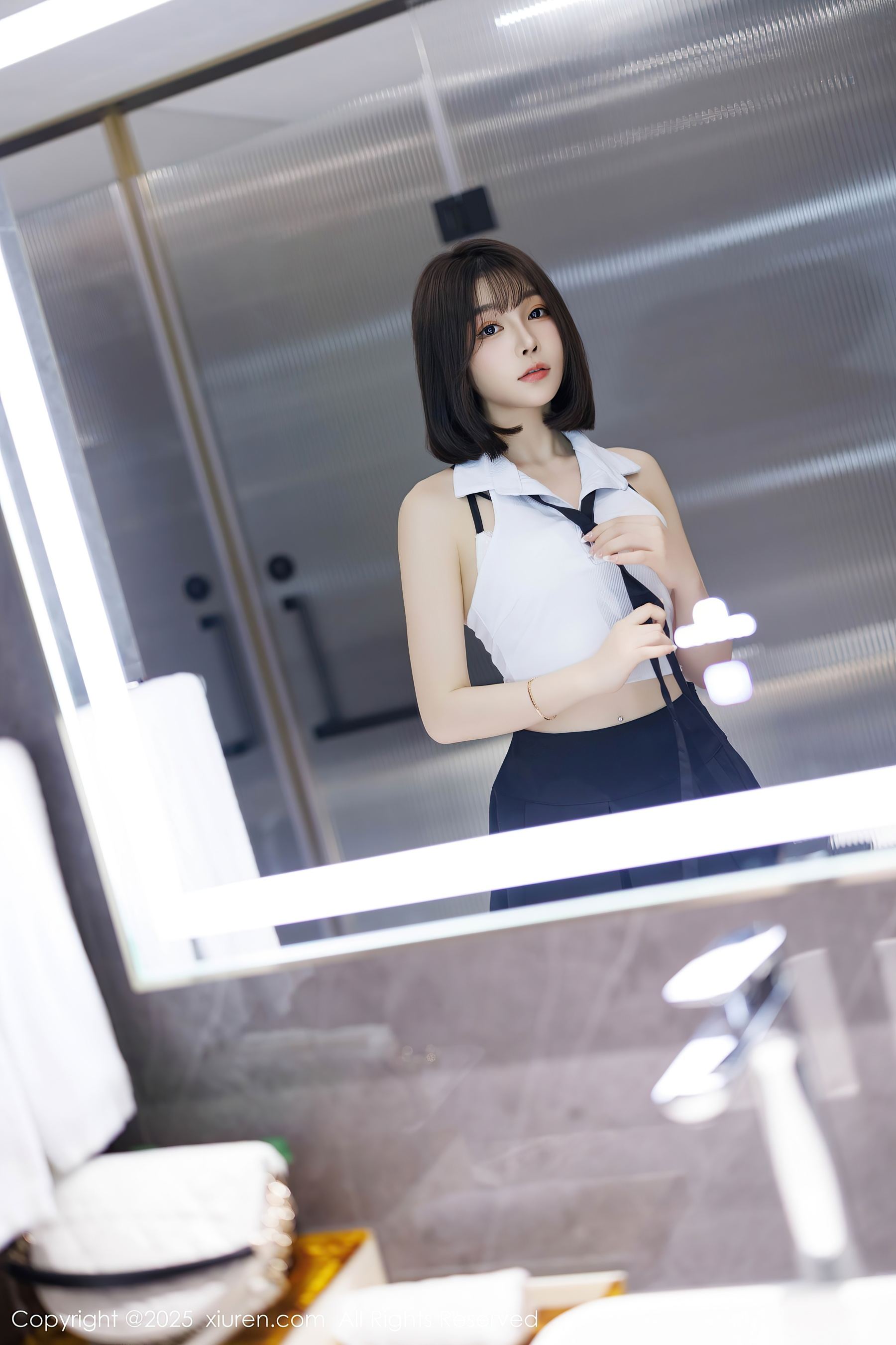 秀人网 No.10048 徐莉芝Booty 婀娜妩媚插图2