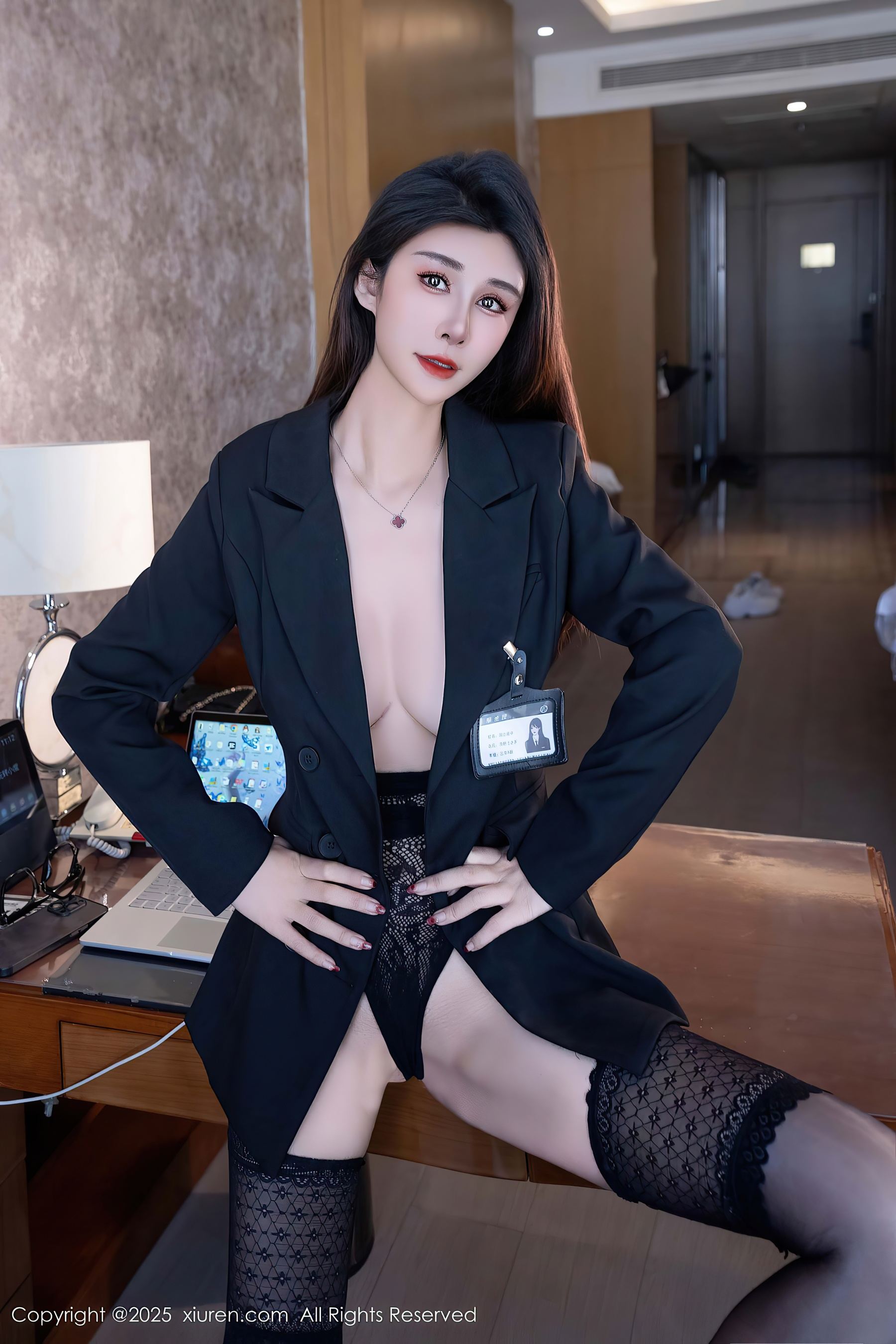 秀人网 No.10095 艺艺yiyi 秘书服务插图2