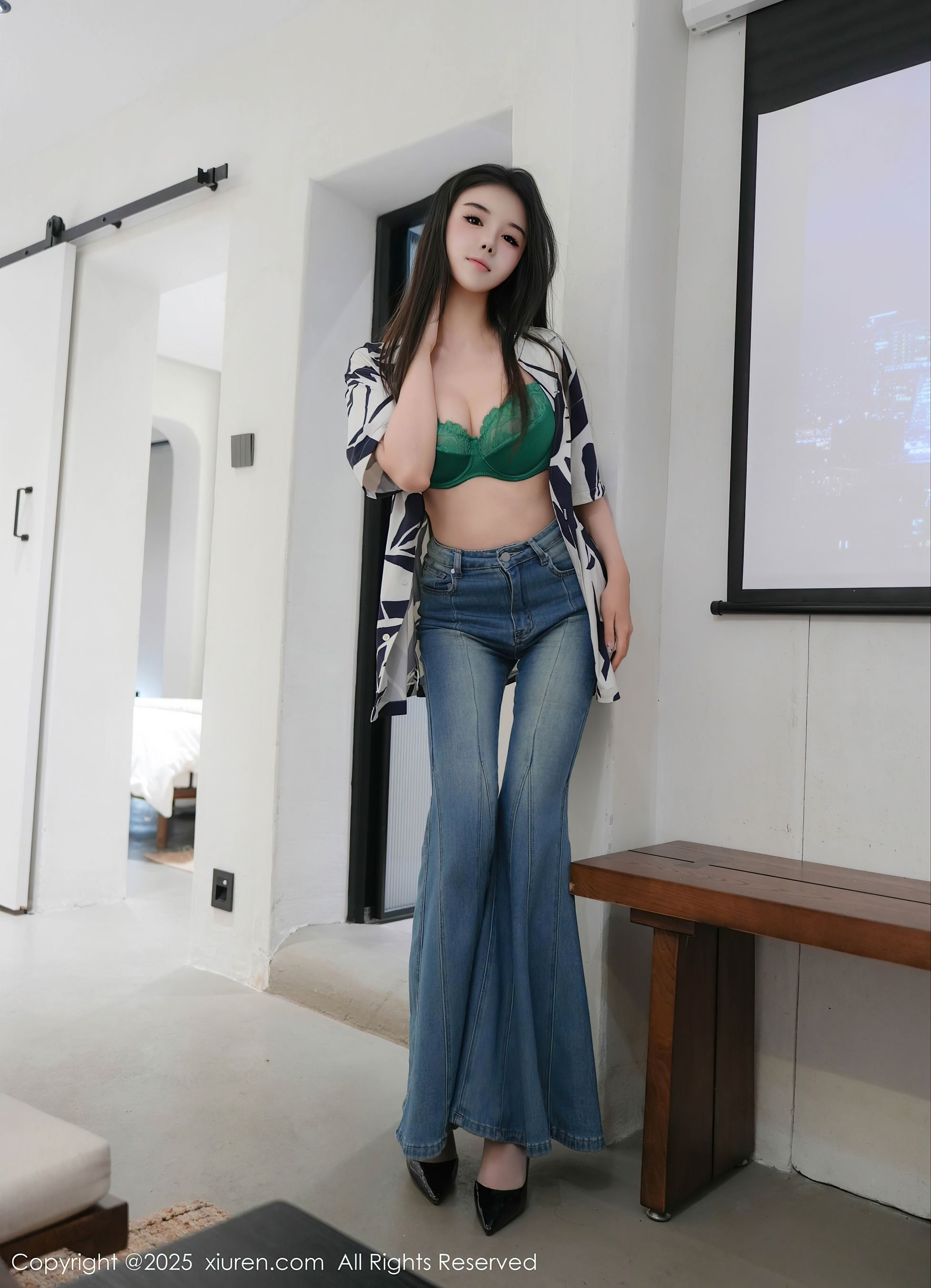 秀人网 No.10260 袁圆 性感灰丝插图6