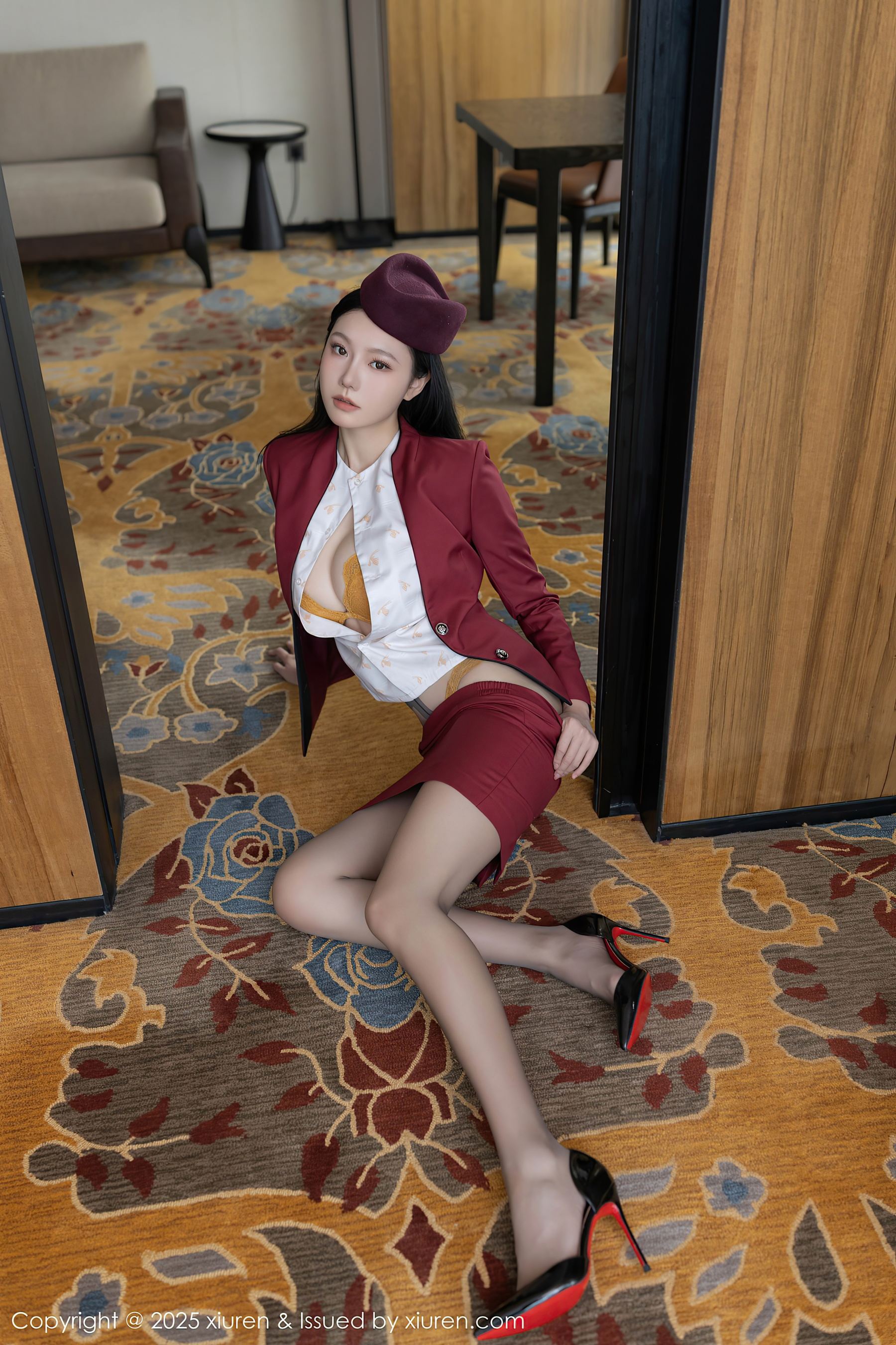 秀人网 No.10333 安然anran 空姐制服插图5