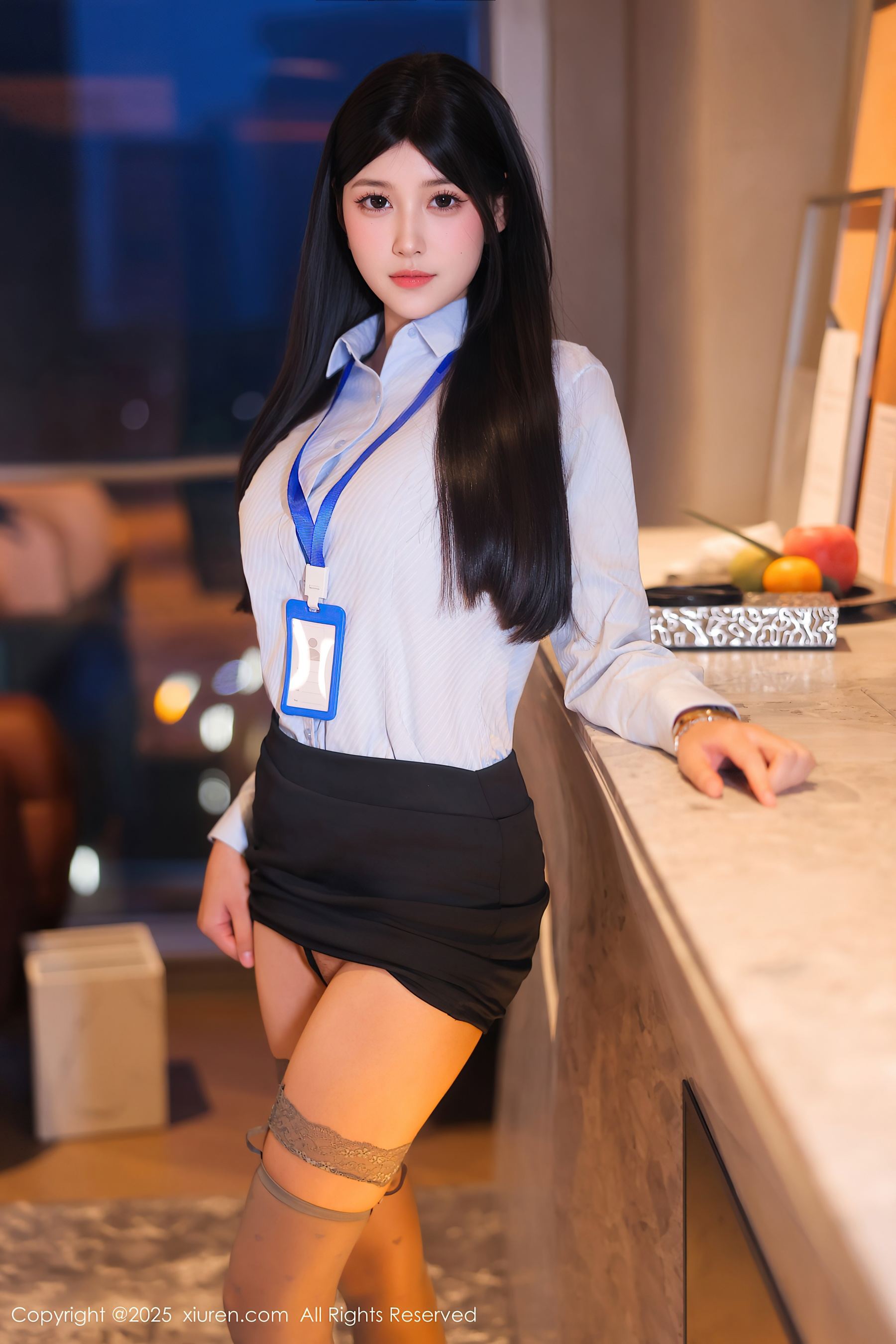 秀人网 No.10440 余安安 OL服饰插图7