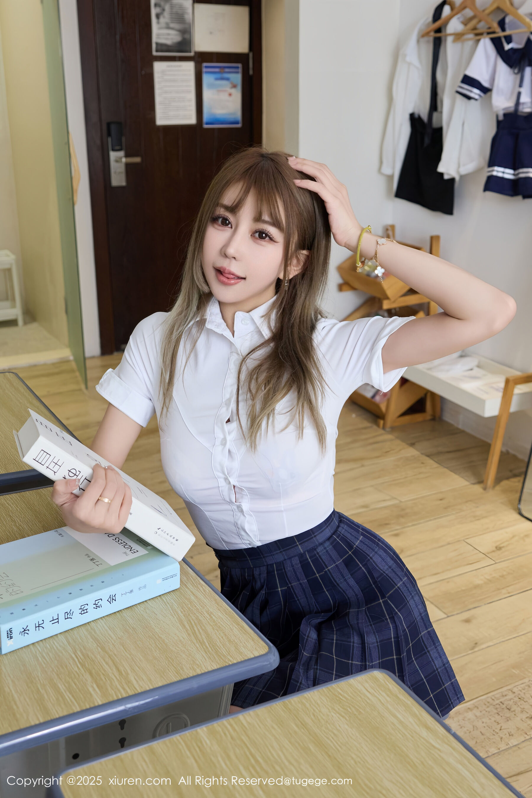 [XiuRen秀人网] Zoe柚柚 No.10750