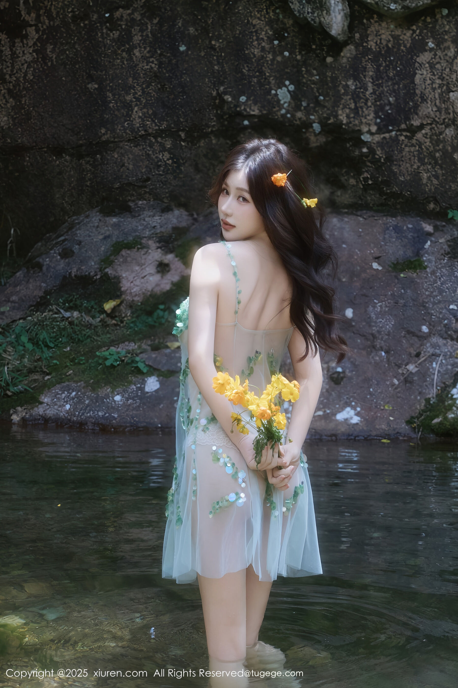 [XiuRen秀人网] 尹甜甜 No.10756