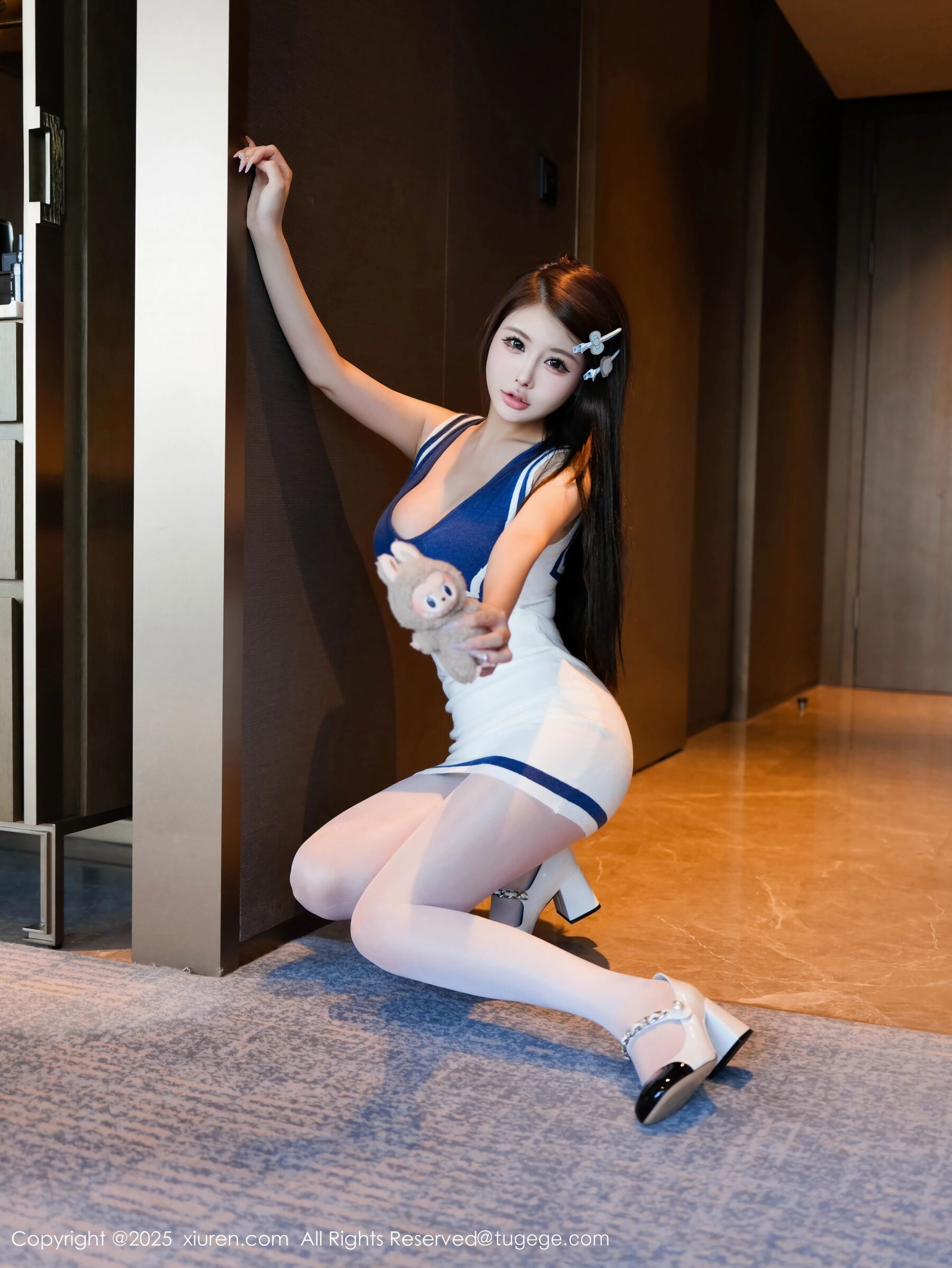 [XiuRen秀人网] 甜妮 No.11628