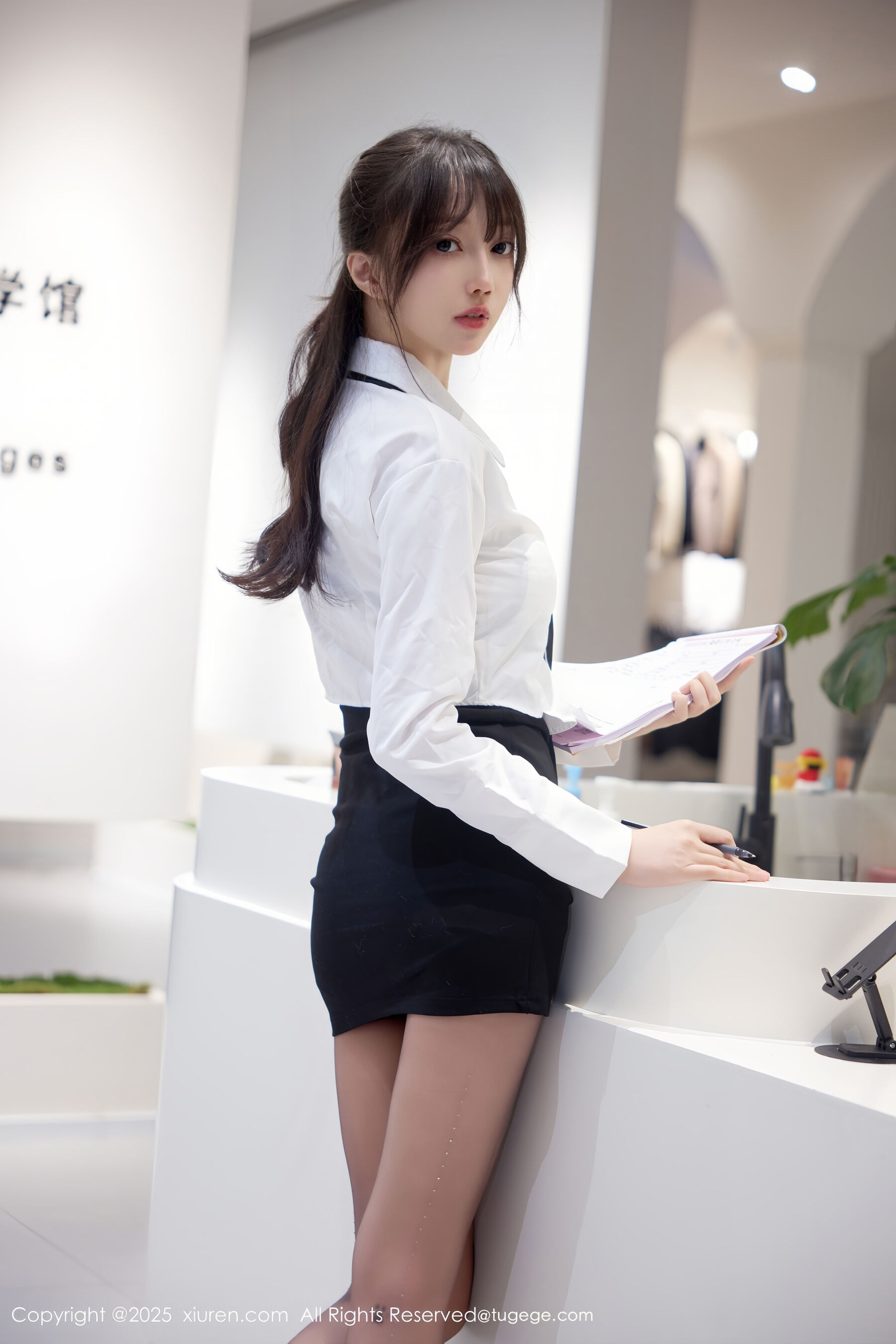 [XiuRen秀人网] 玥儿玥er No.10636