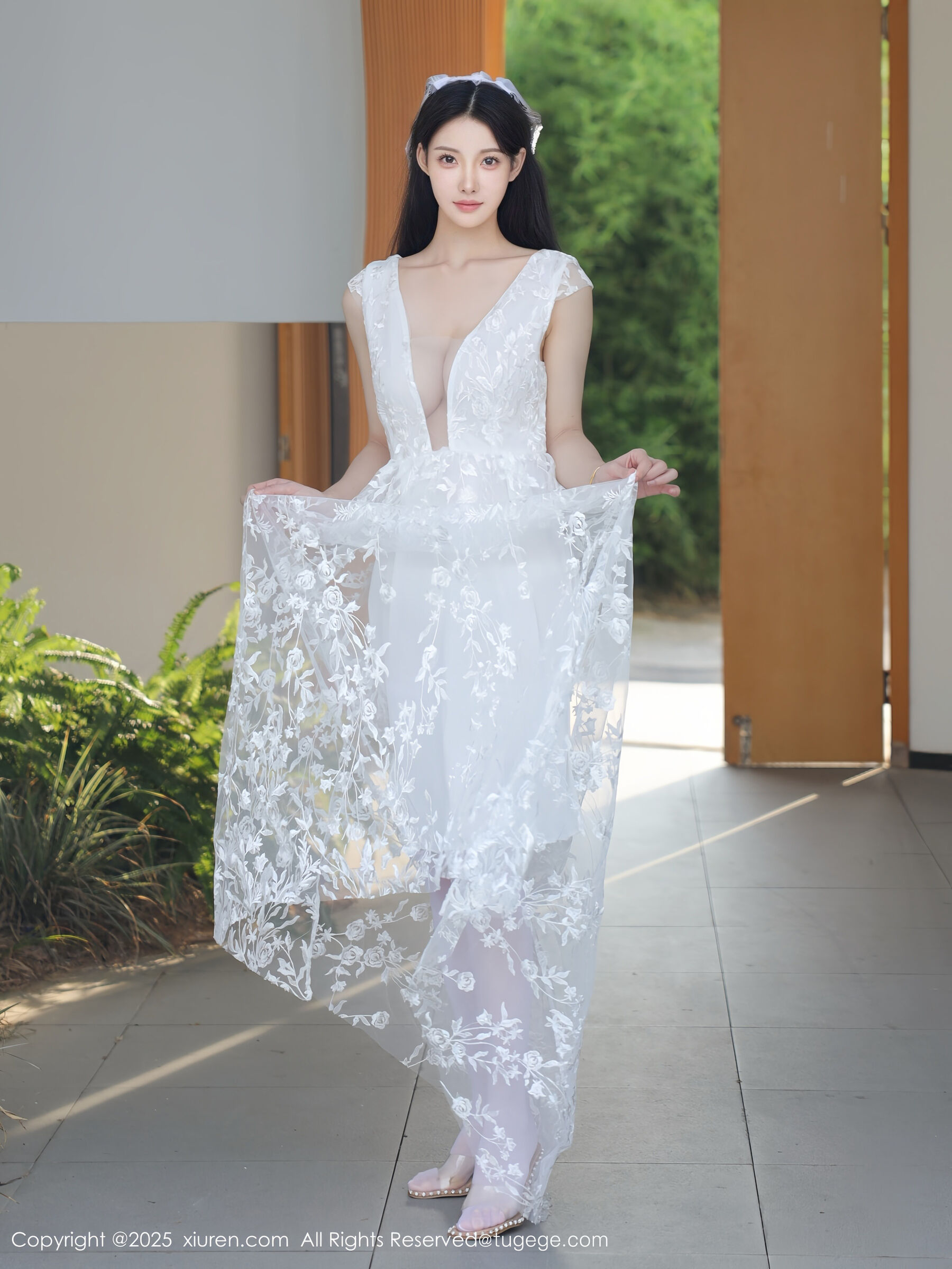 [XiuRen秀人网] 梨霜儿 No.10661